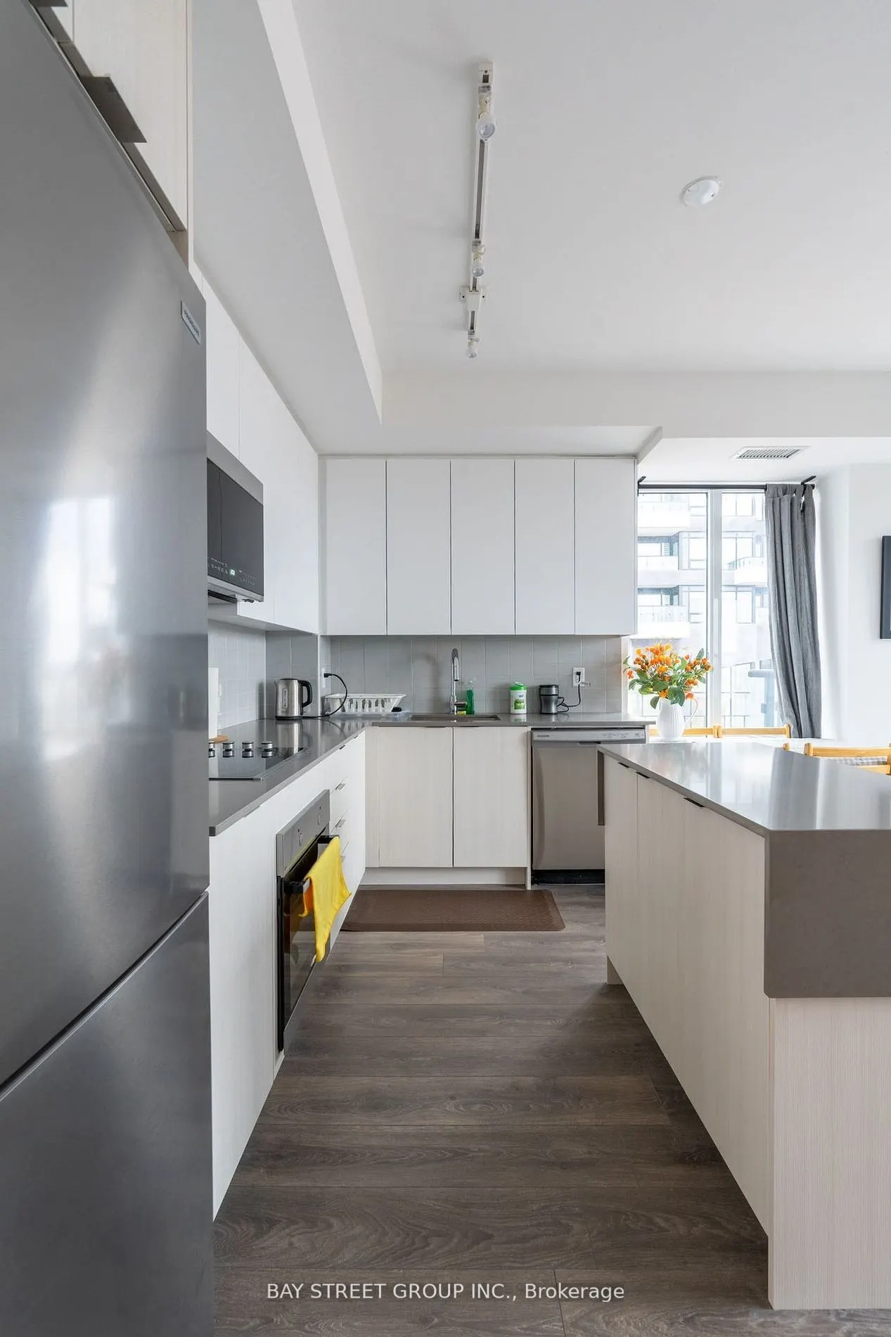 2485 Taunton Road W, #620
