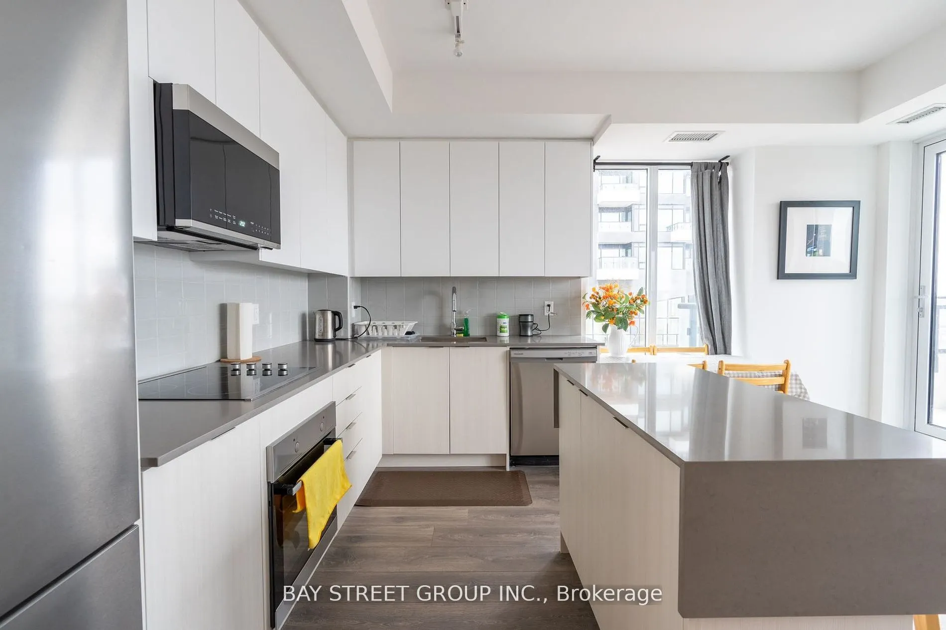 2485 Taunton Road W, #620