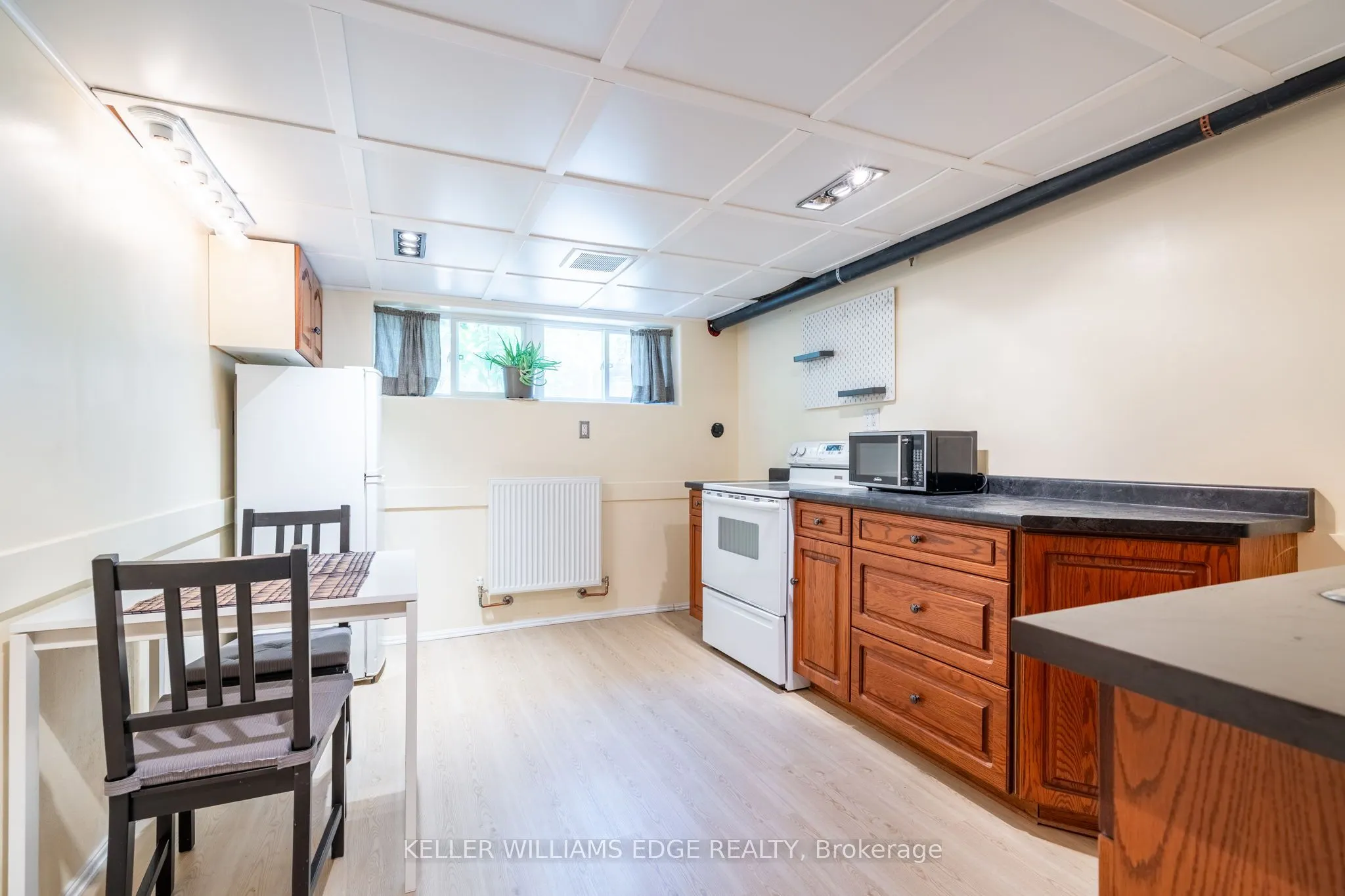 458 Elwood Road