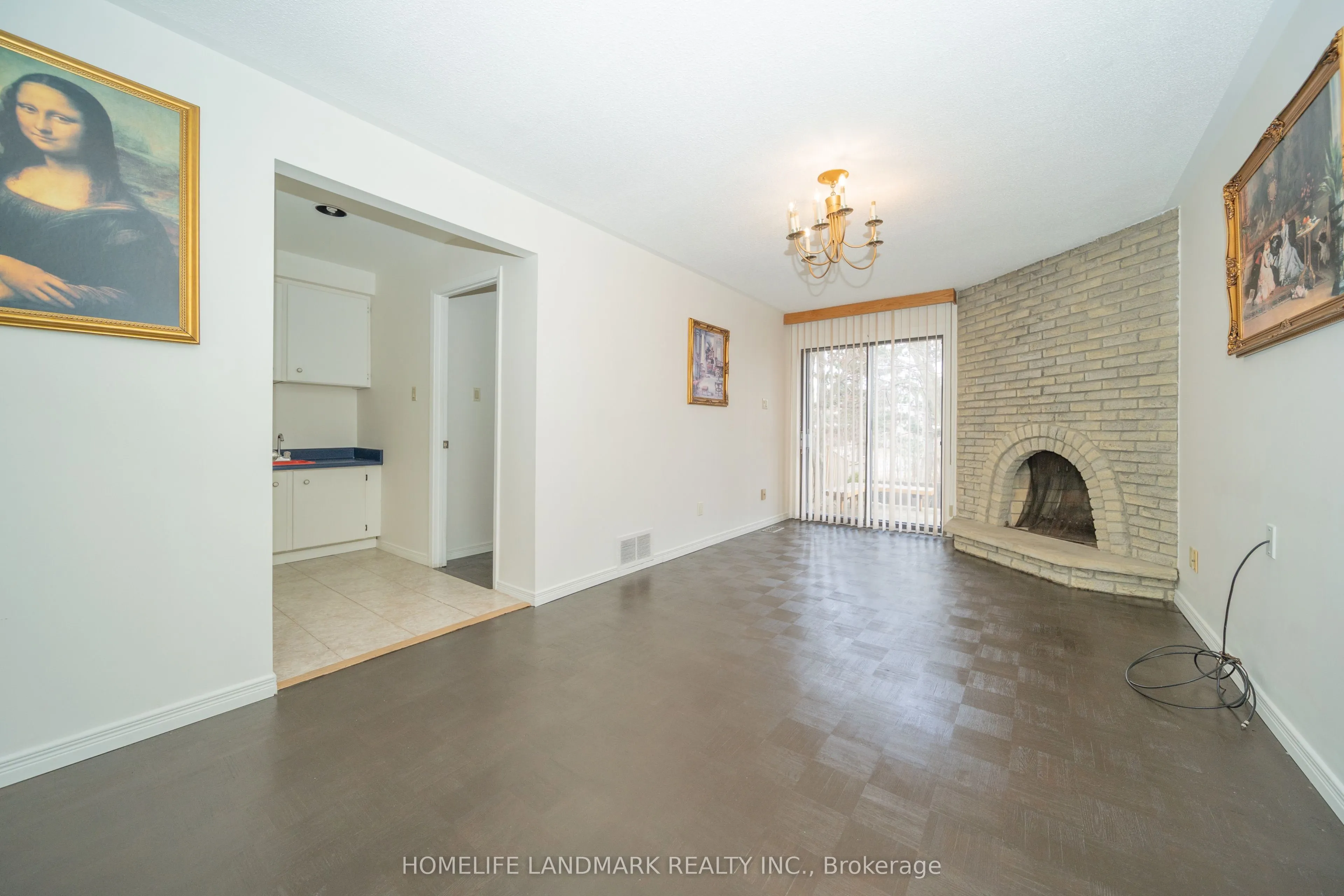 6929 Bilbao Lane