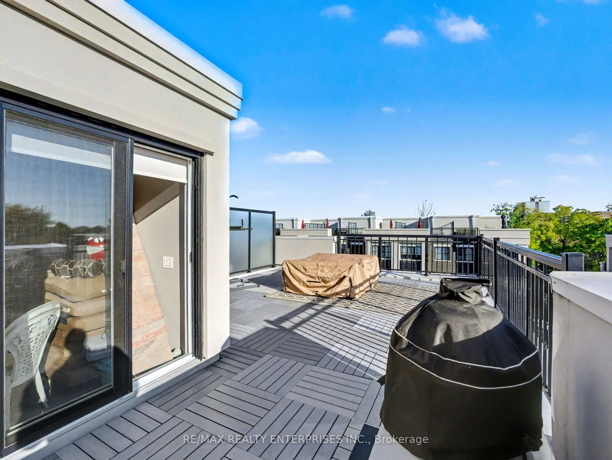 657 Cricklewood Drive, #532