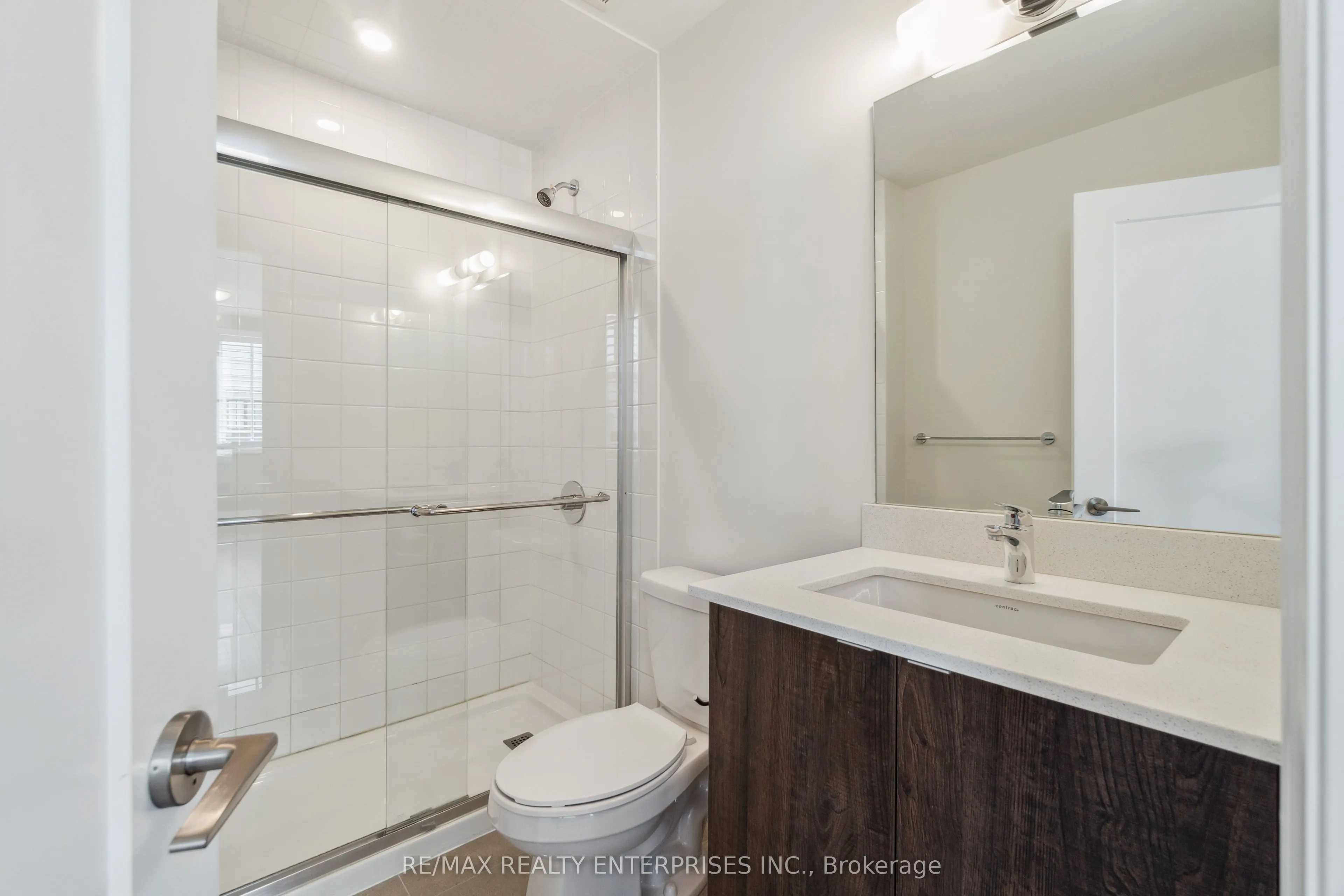 657 Cricklewood Drive, #532