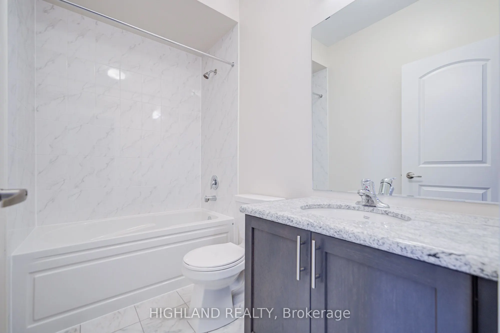 1170 Dartmouth Crescent