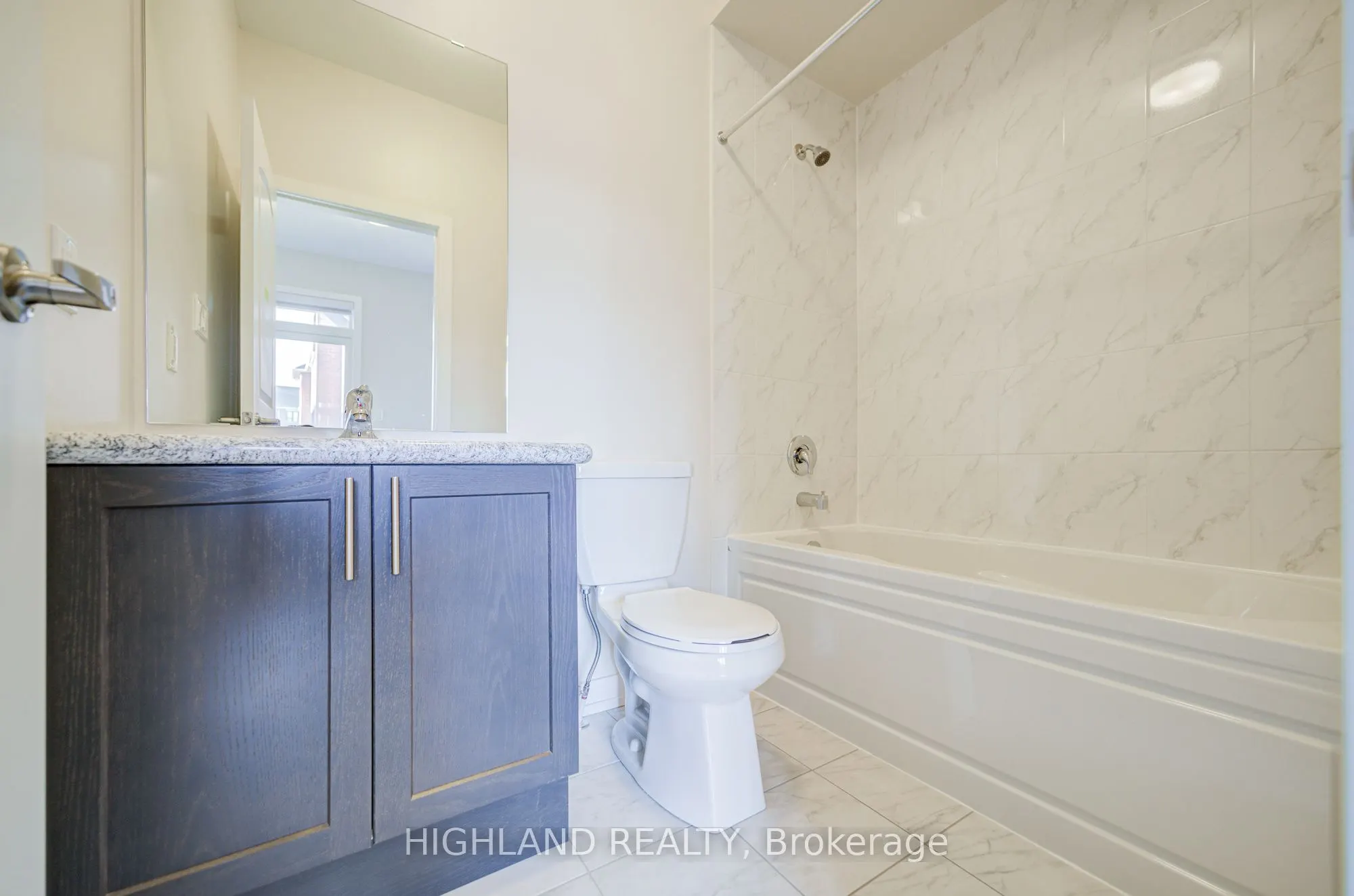 1170 Dartmouth Crescent