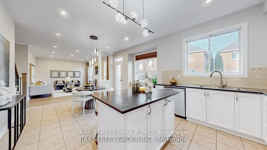 2292 Blue Oak Circle