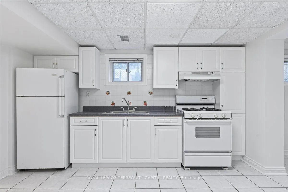 65 Glenmanor Drive
