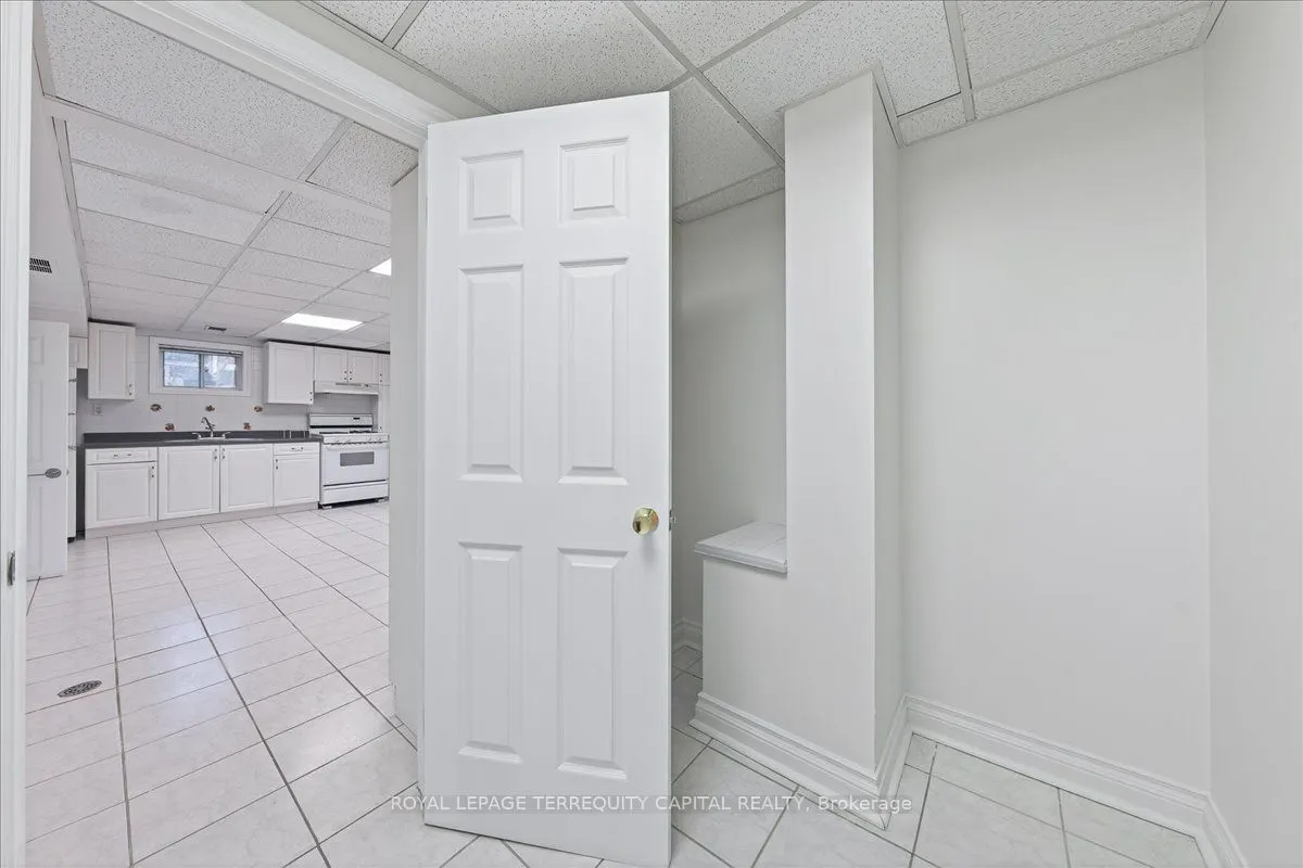 65 Glenmanor Drive