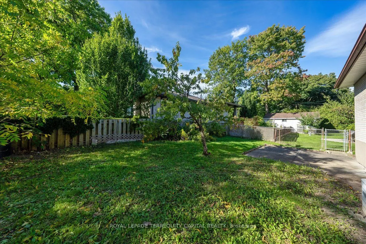 65 Glenmanor Drive