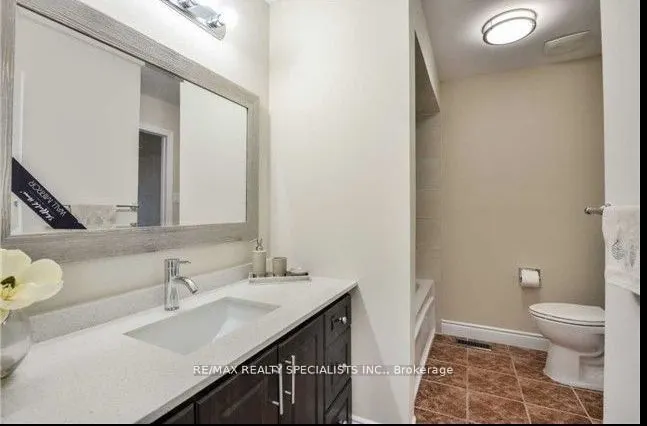 13 Montjoy Crescent, #Upper