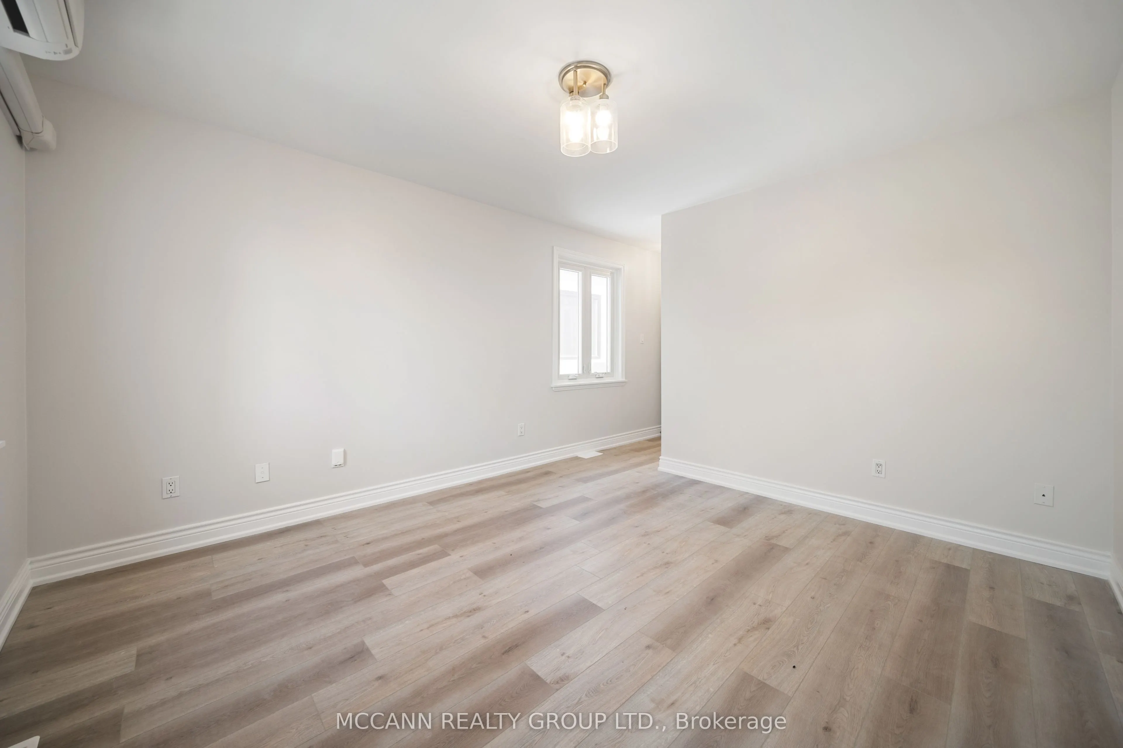274 Boon Avenue, #Mn &2nd
