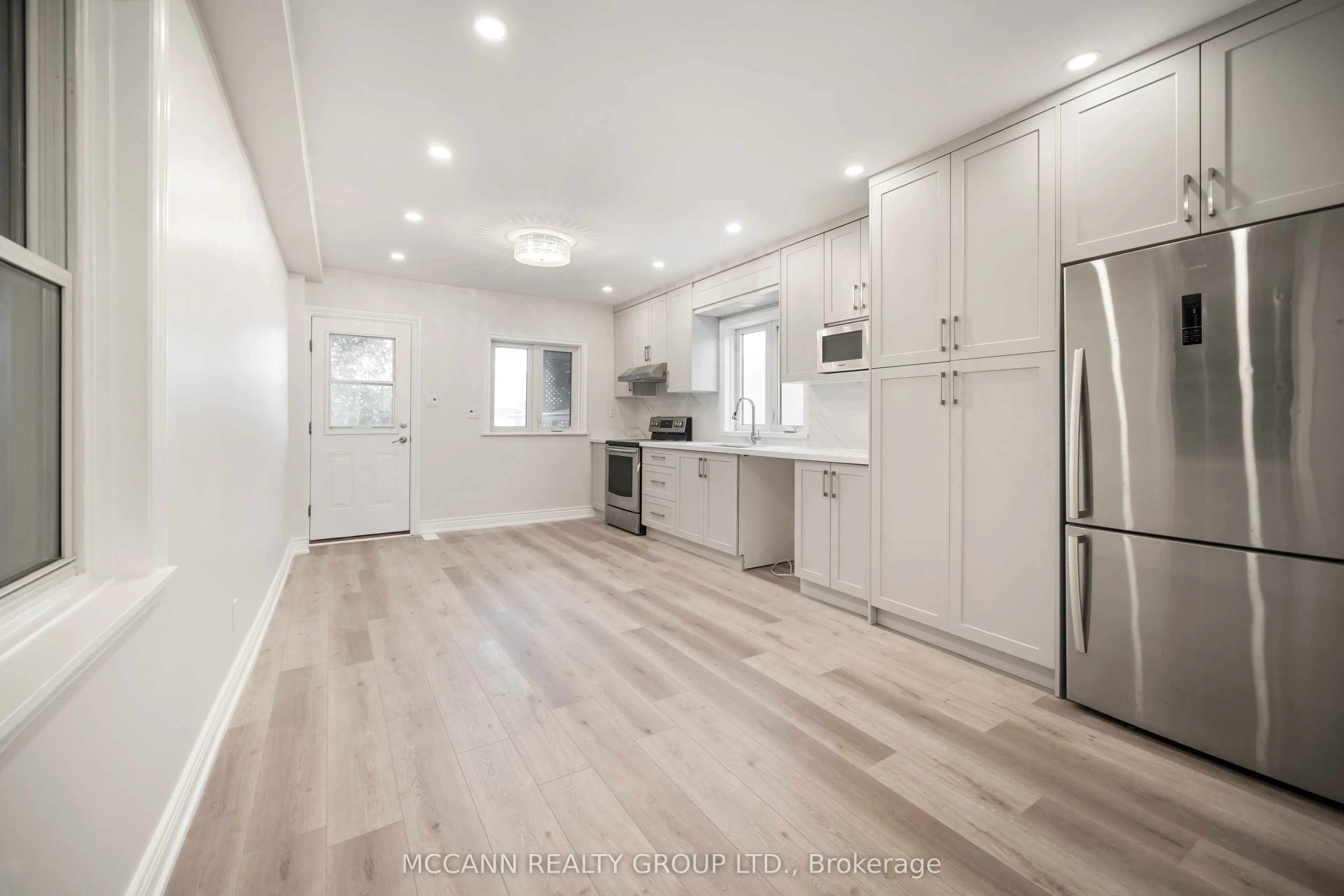 274 Boon Avenue, #Mn &2nd