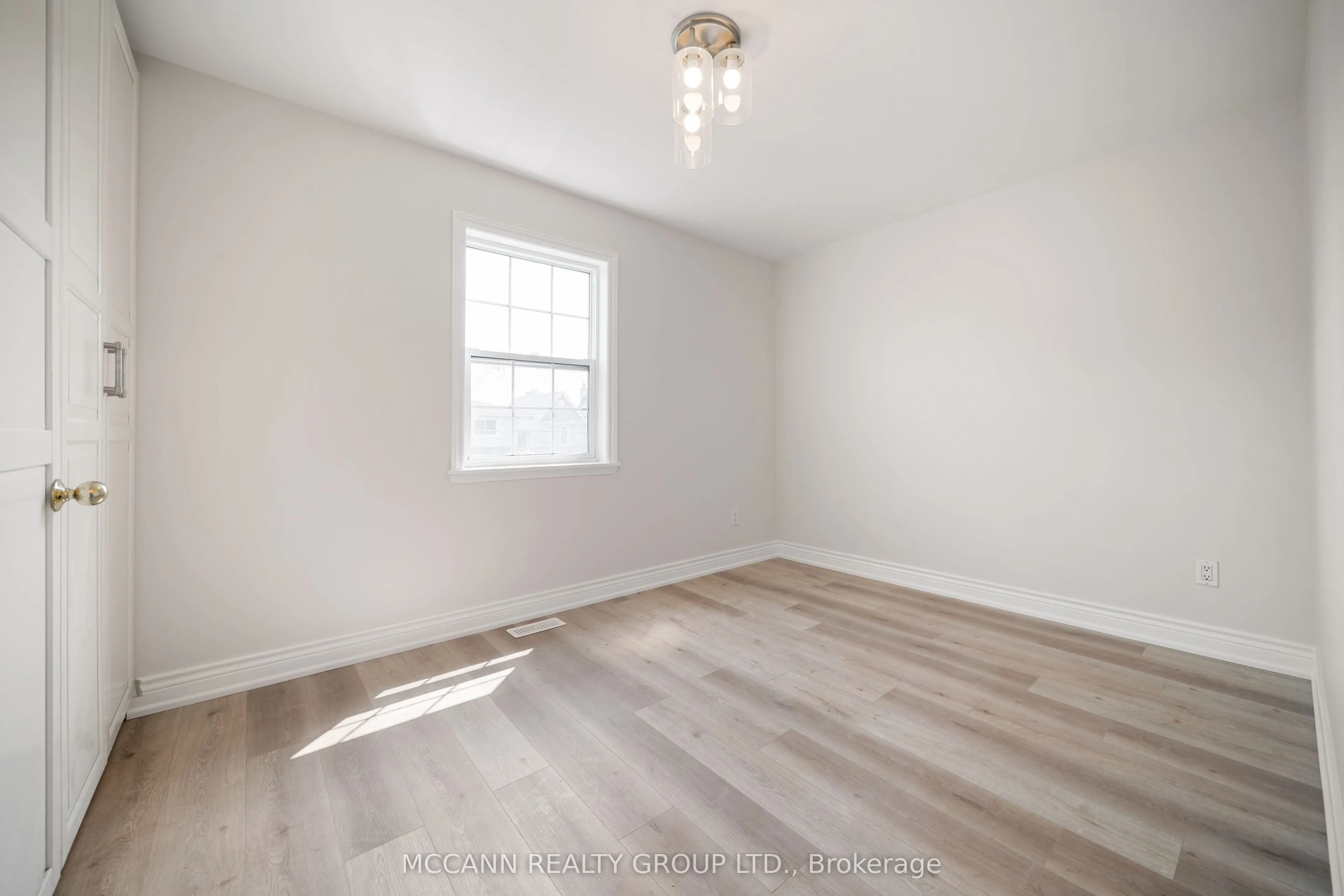 274 Boon Avenue, #Mn &2nd