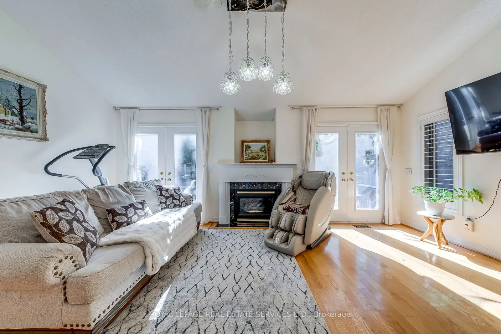 1544 Bayshire Drive