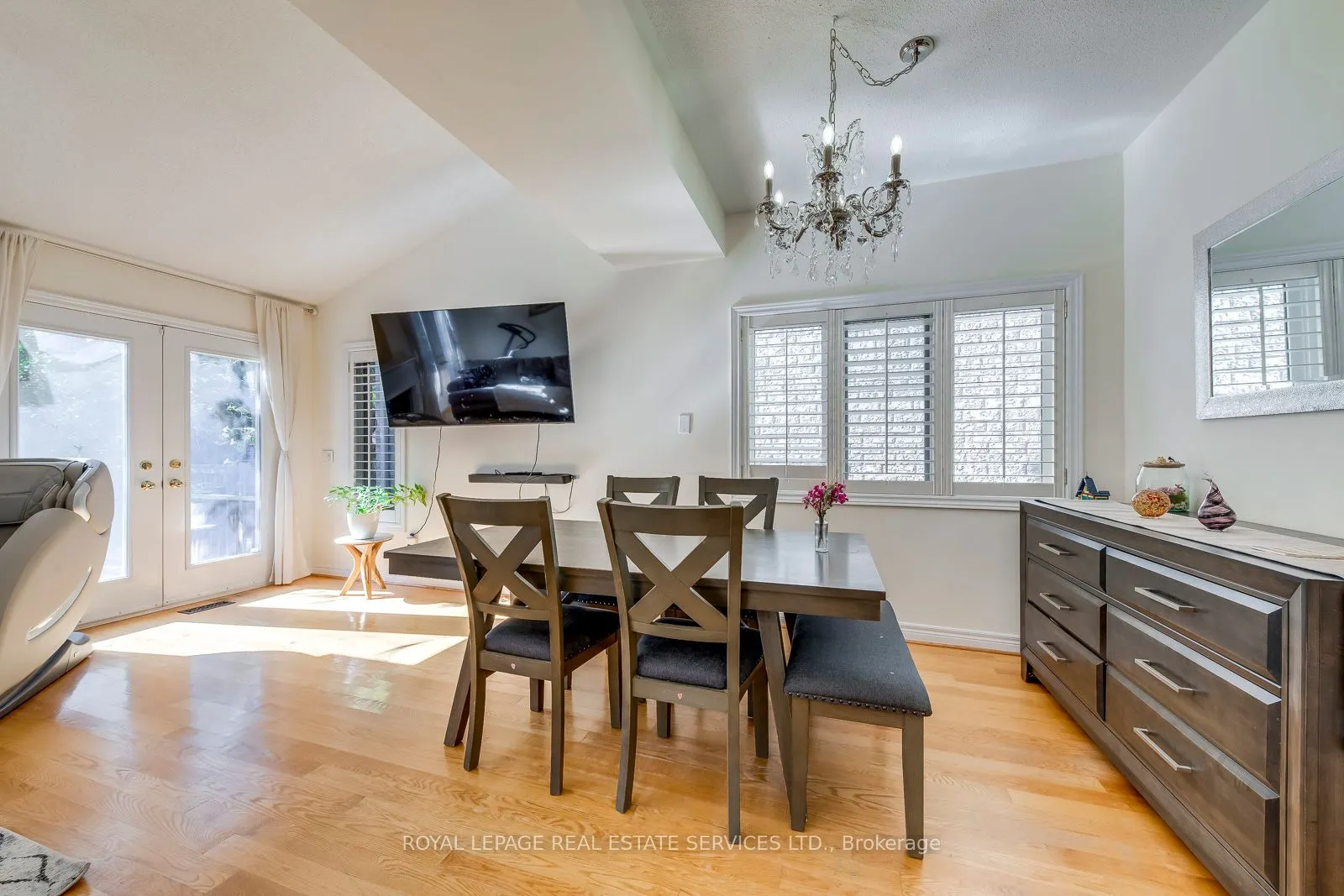 1544 Bayshire Drive