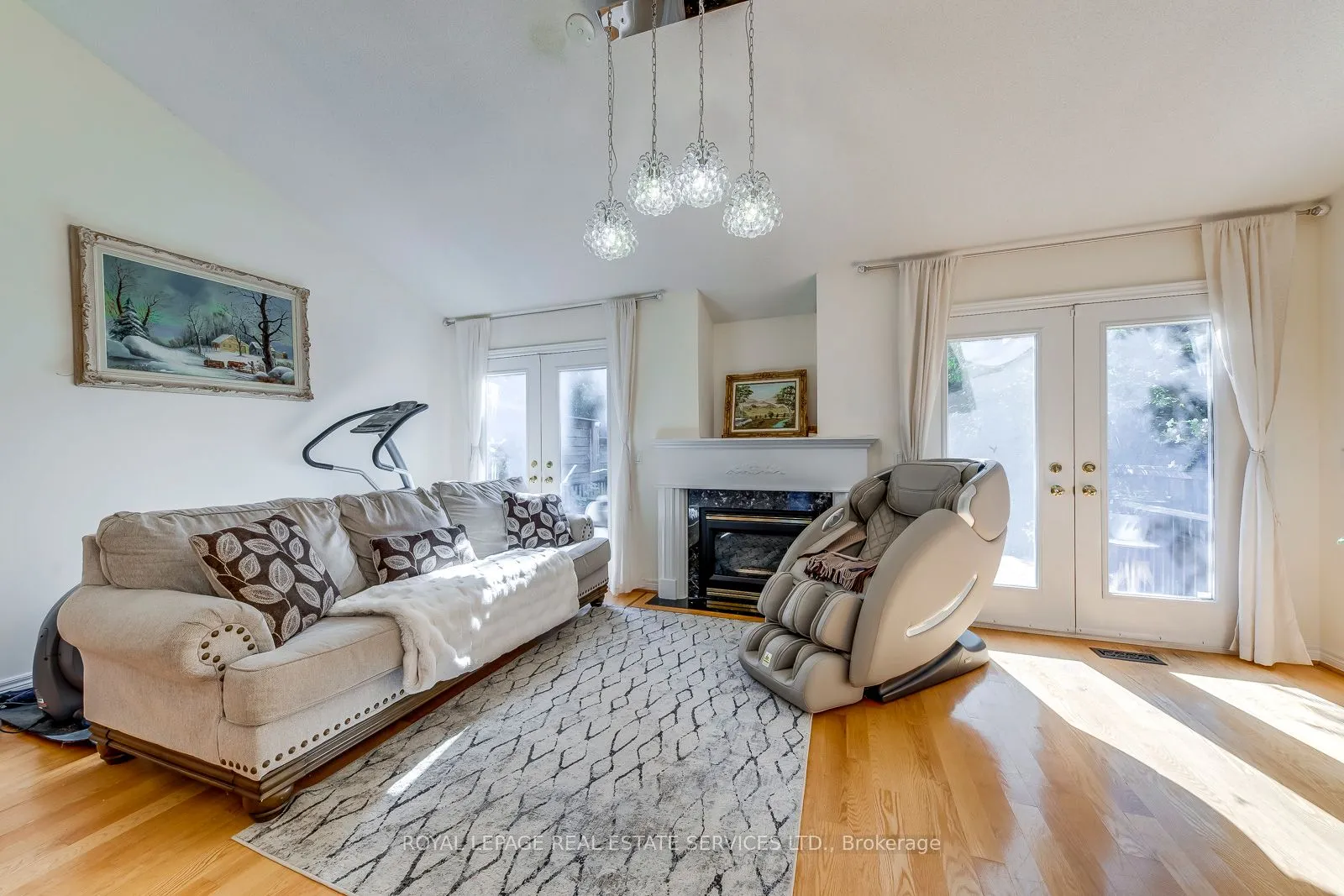 1544 Bayshire Drive