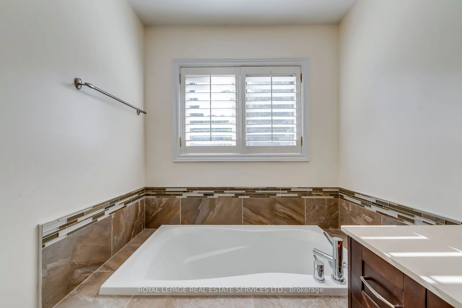 1544 Bayshire Drive