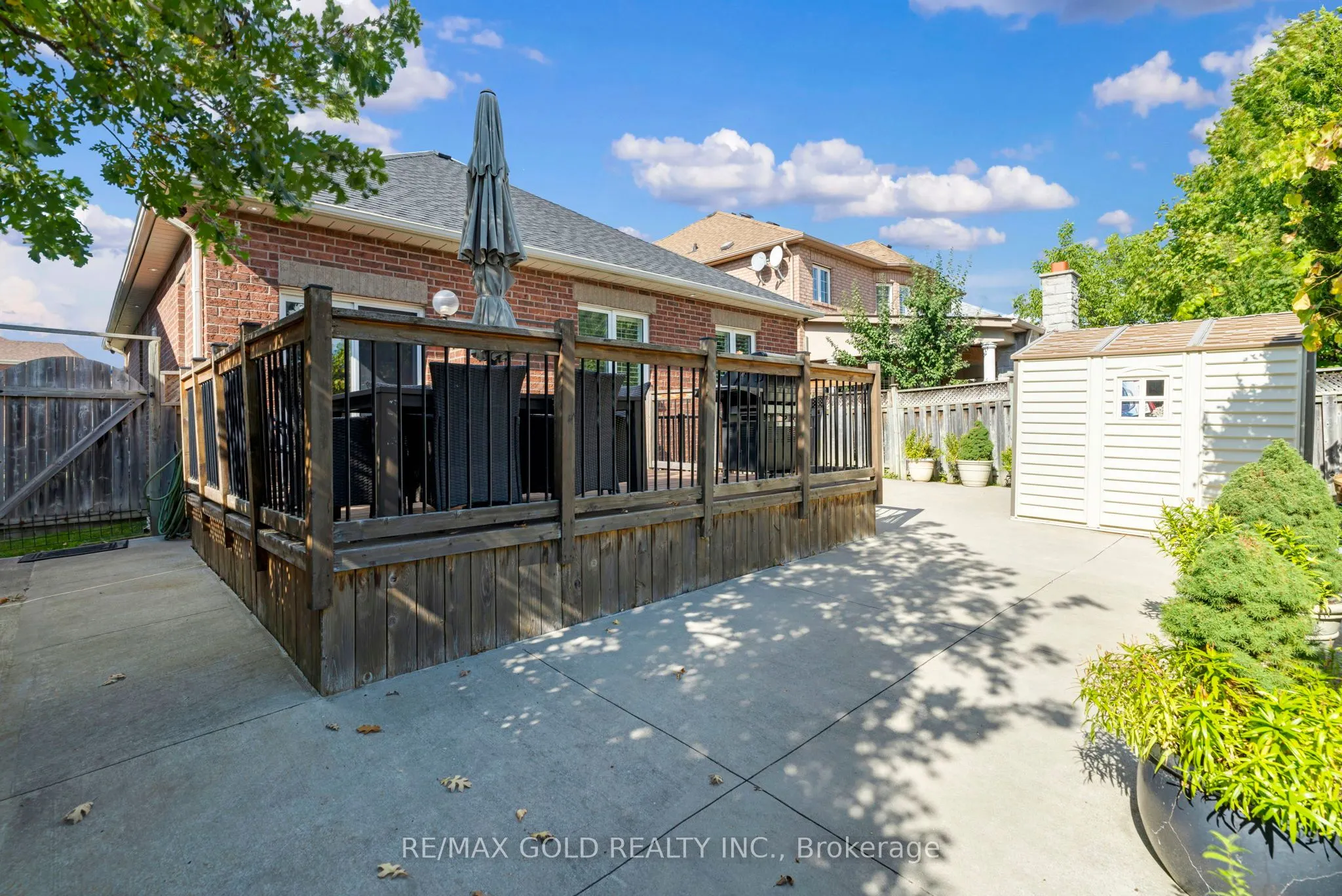 46 Cobblestone Court