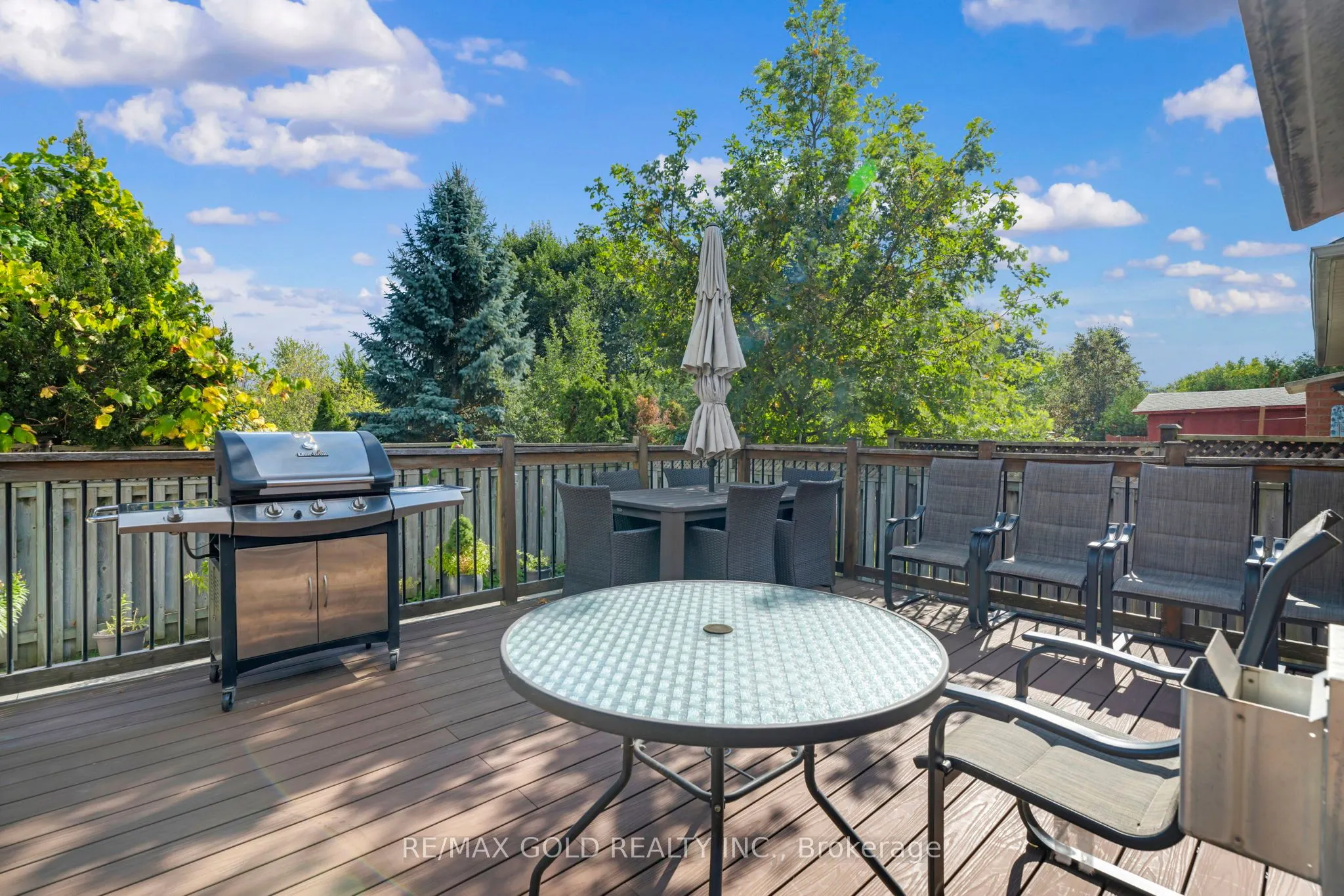46 Cobblestone Court