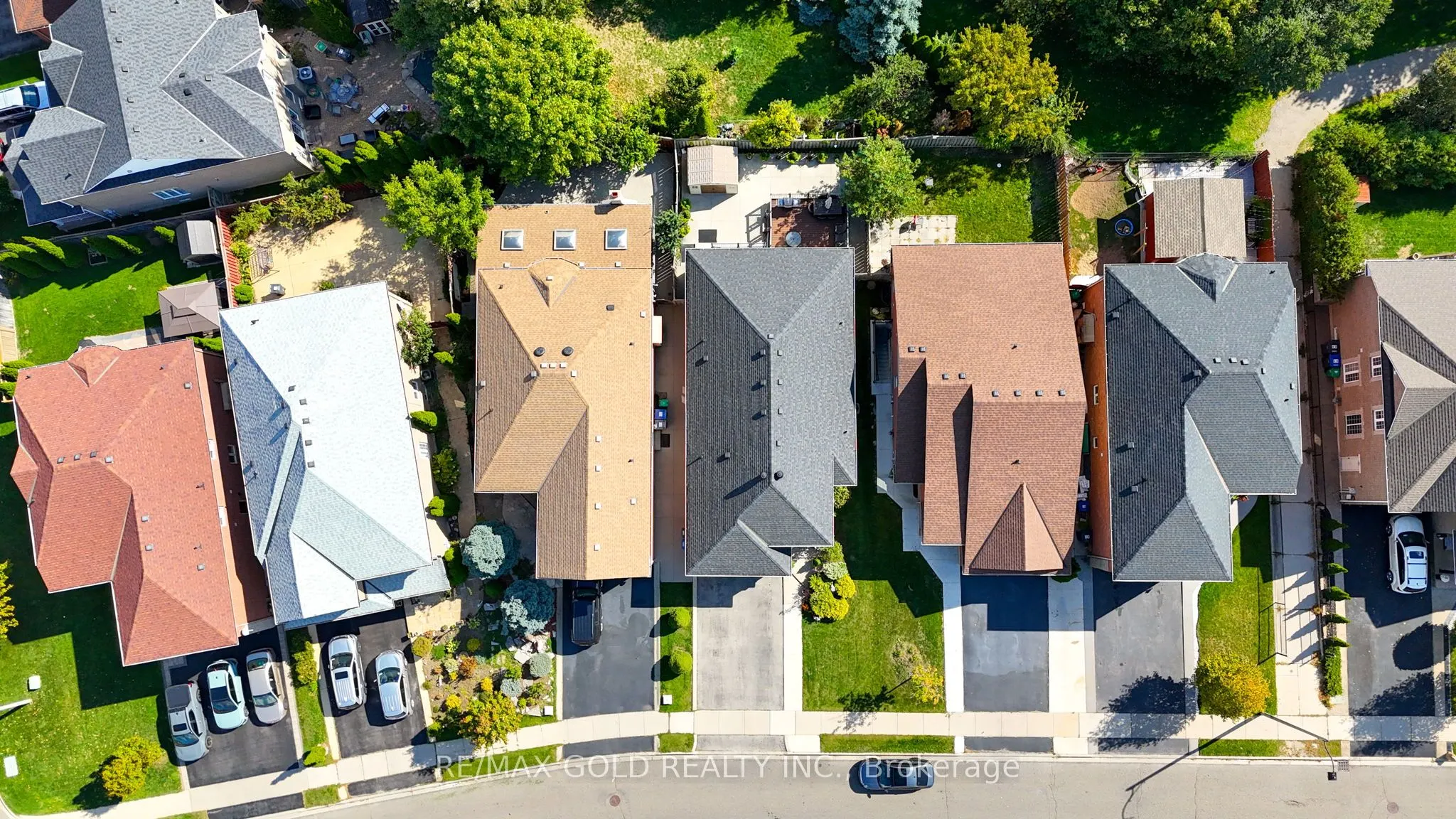 46 Cobblestone Court
