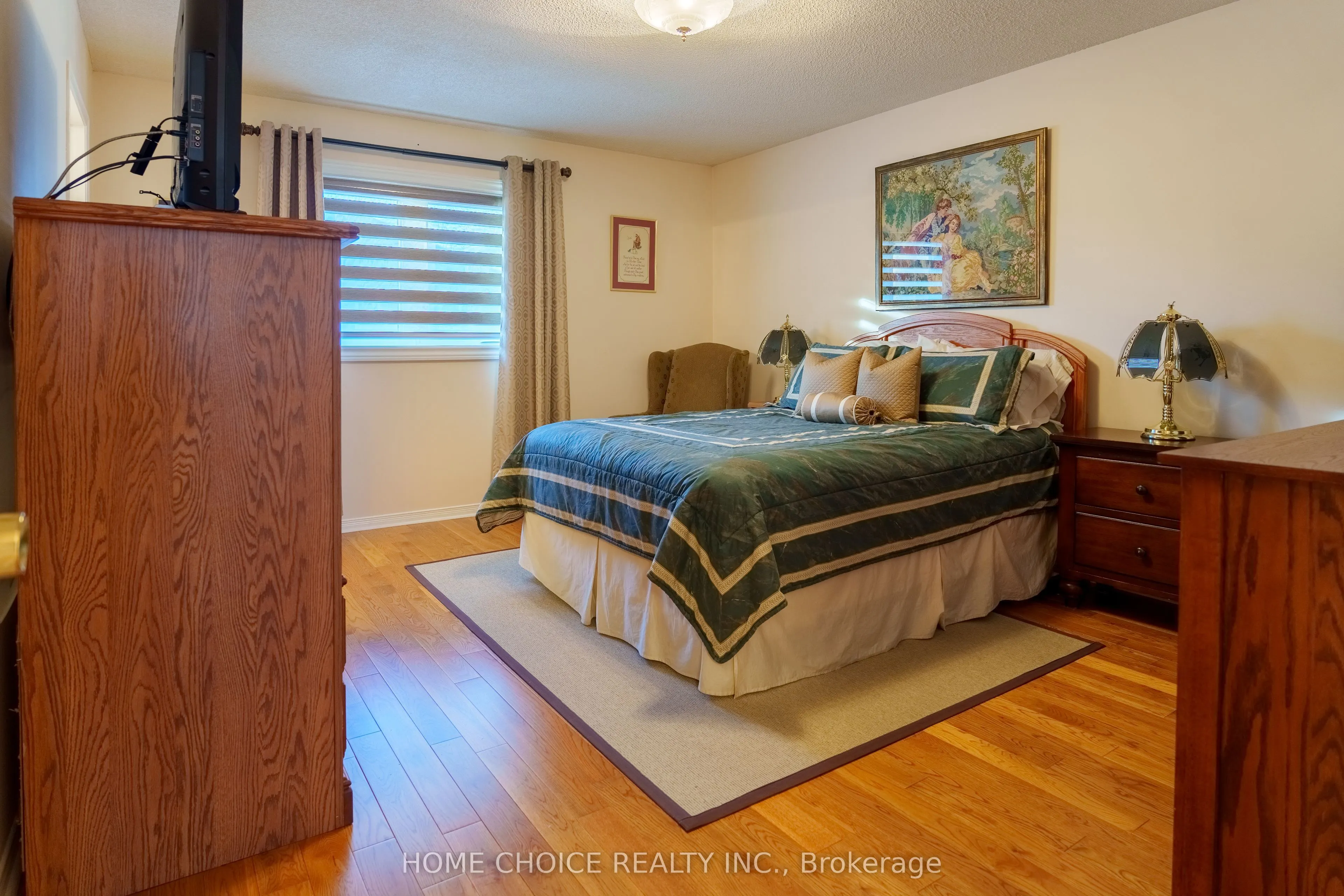 914 Applecroft Circle