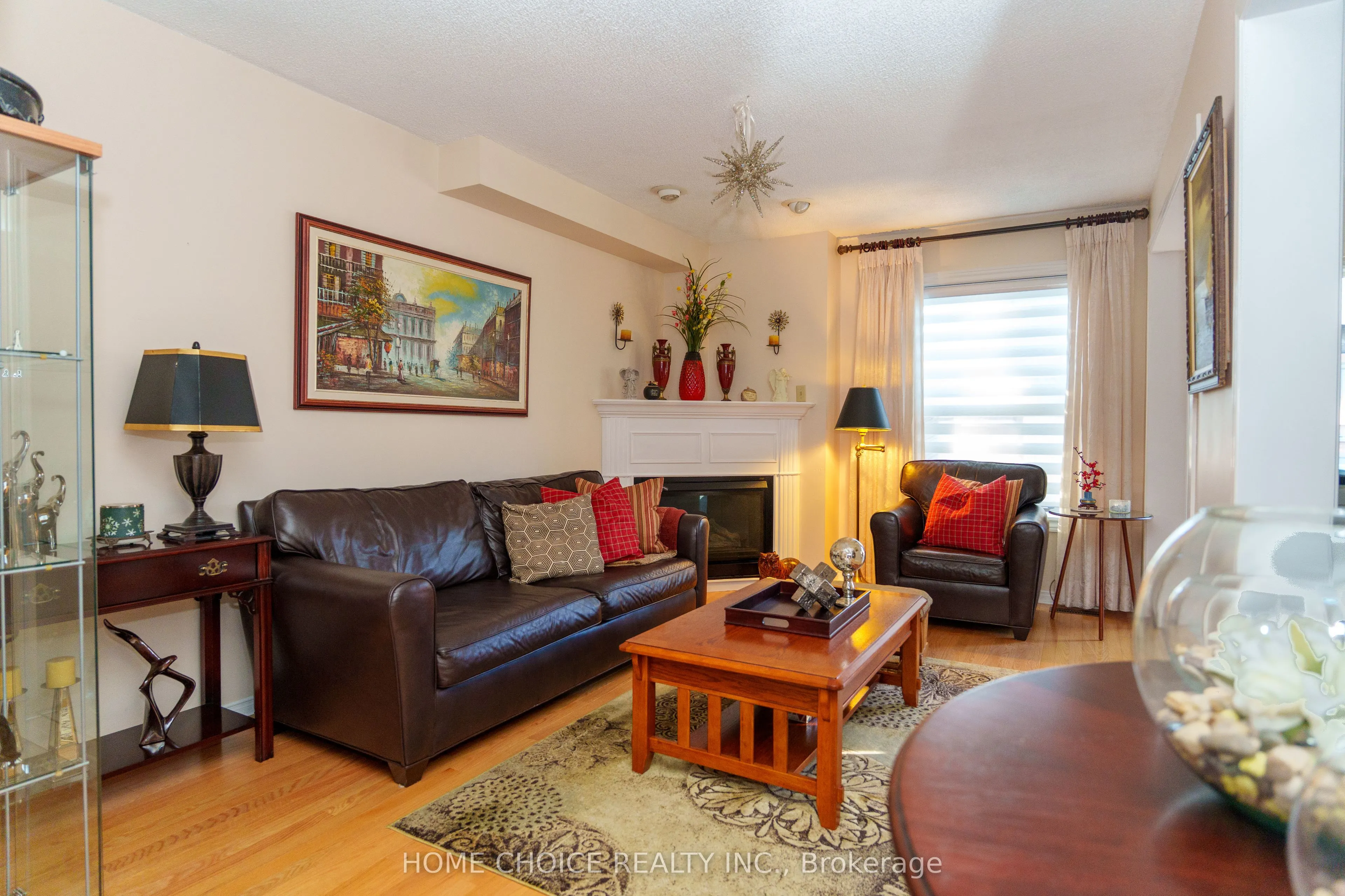 914 Applecroft Circle