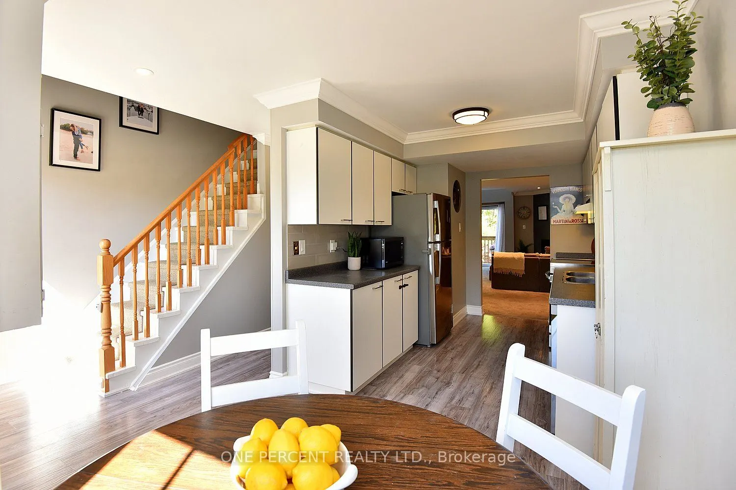 2075 Walkers Line, #203