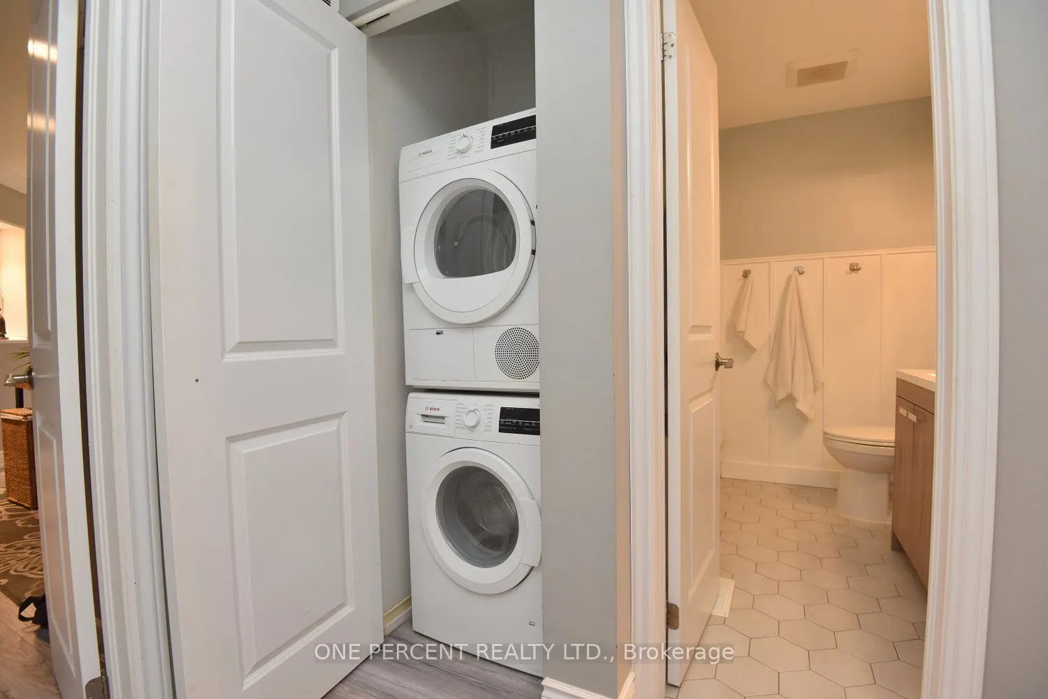 2075 Walkers Line, #203