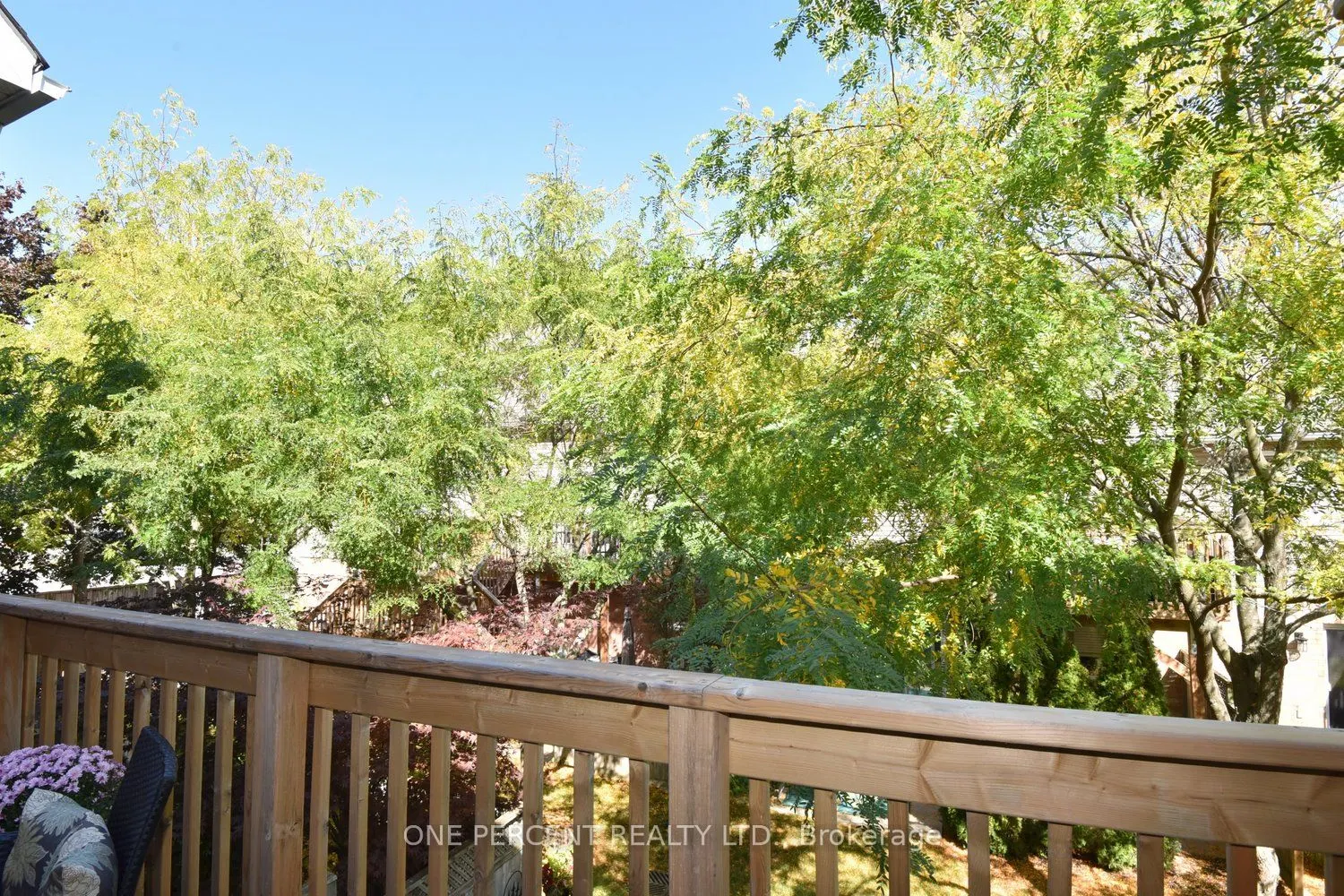 2075 Walkers Line, #203
