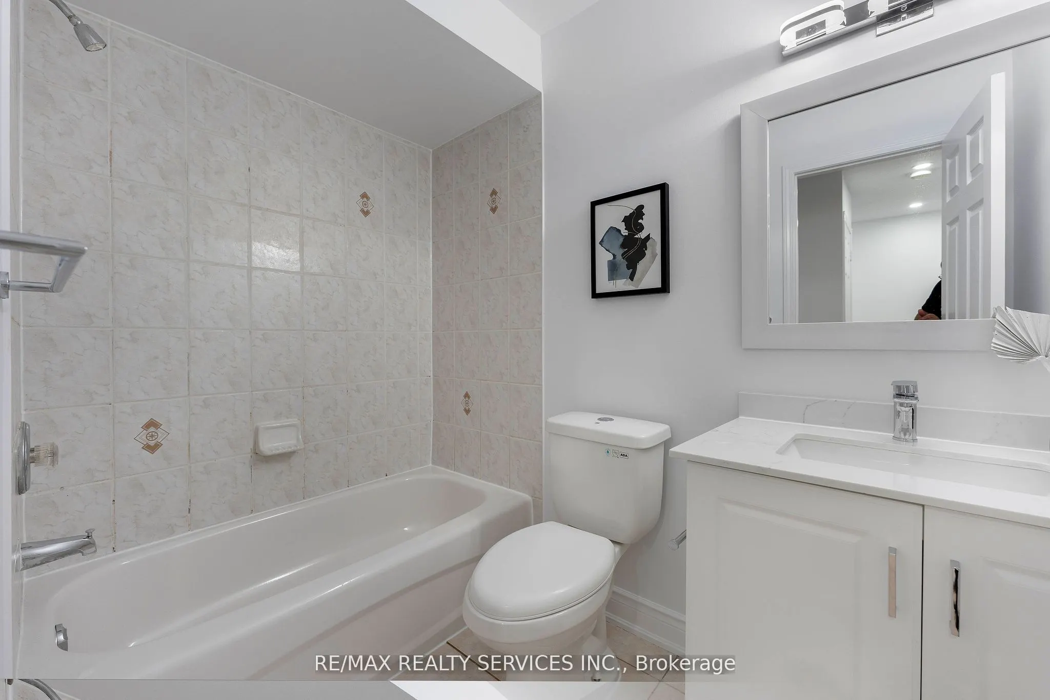 80 Acorn Place, #28