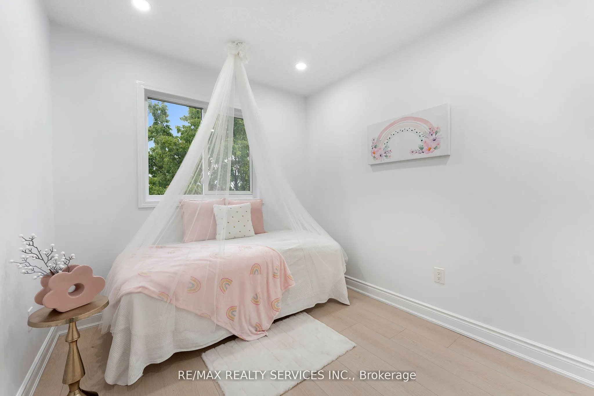 80 Acorn Place, #28