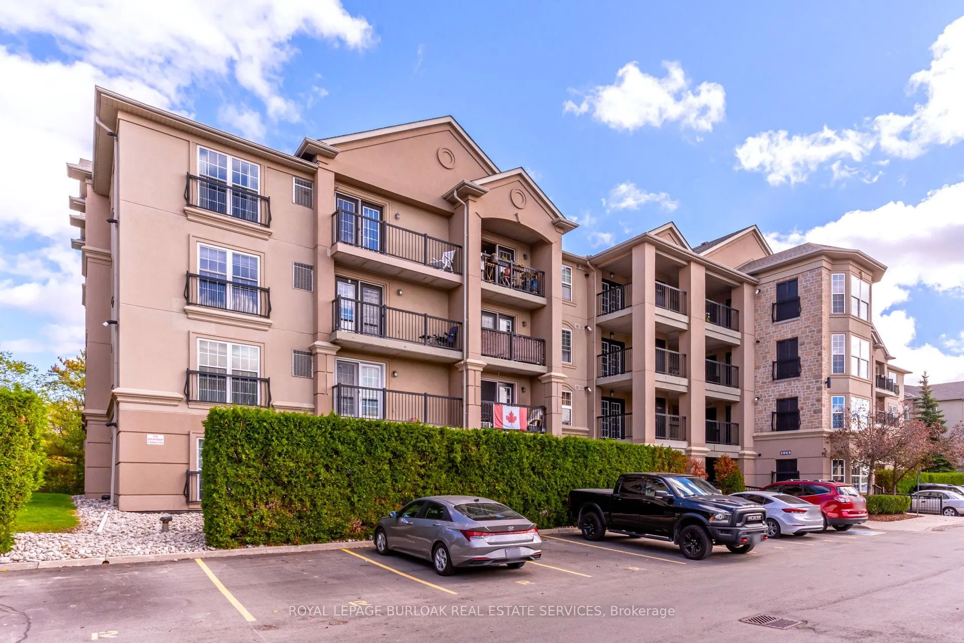2065 Appleby Line, #402