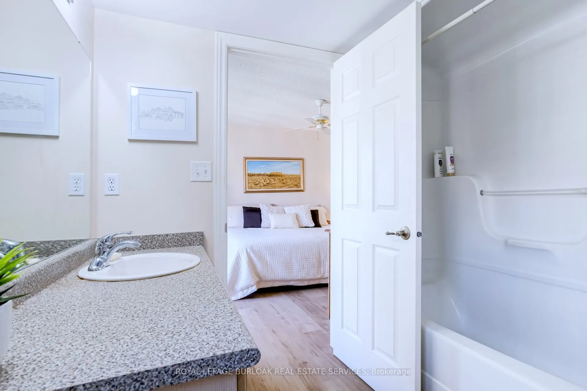 2065 Appleby Line, #402