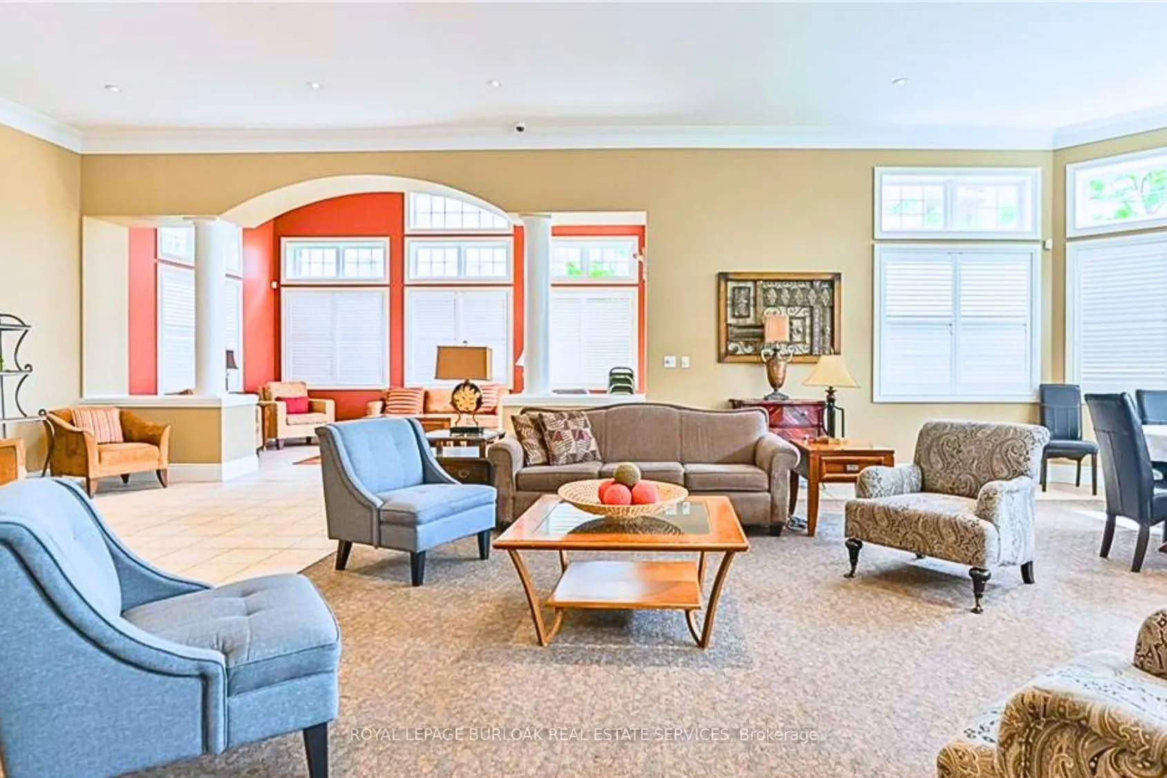 2065 Appleby Line, #402