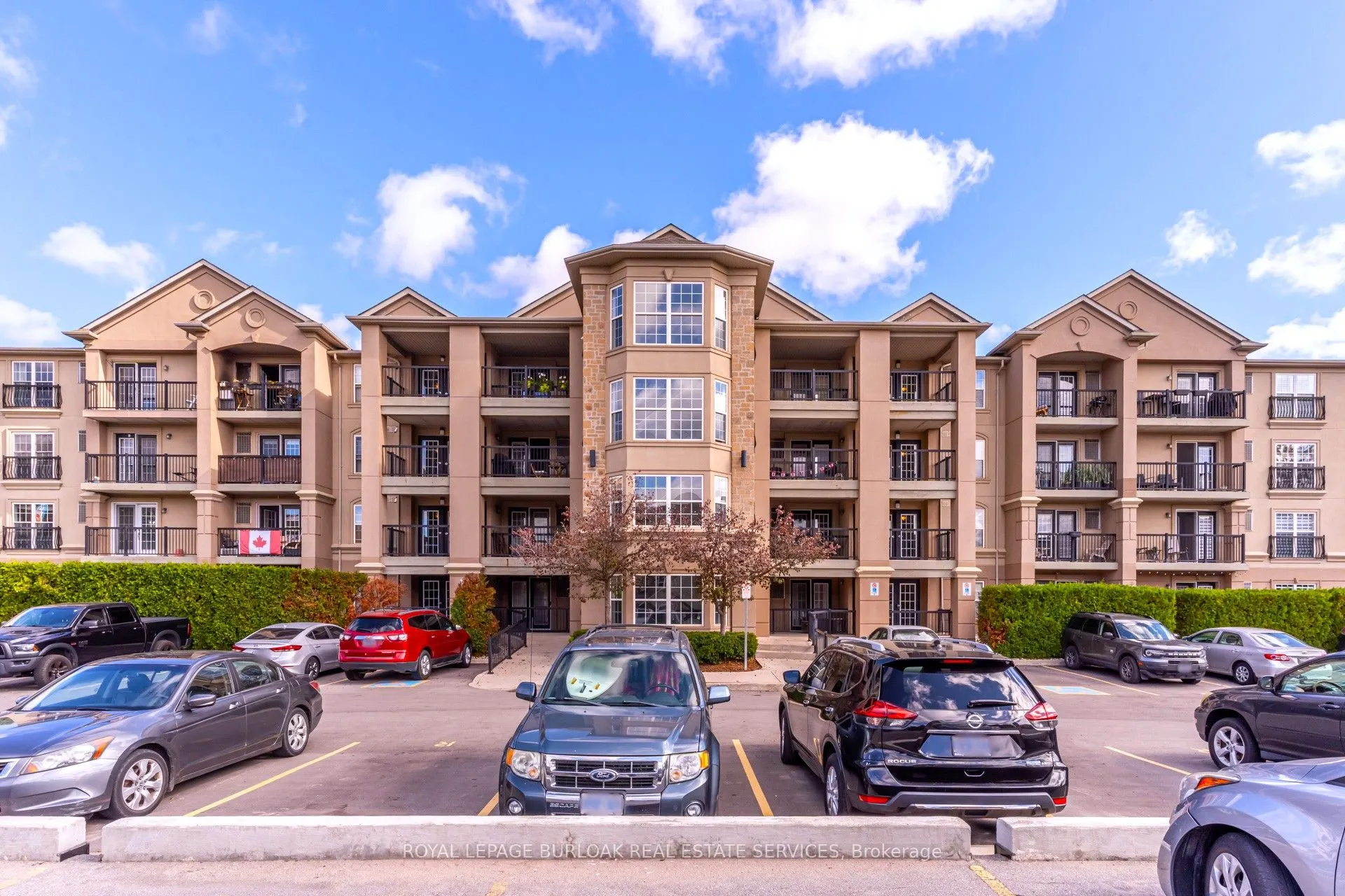 2065 Appleby Line, #402