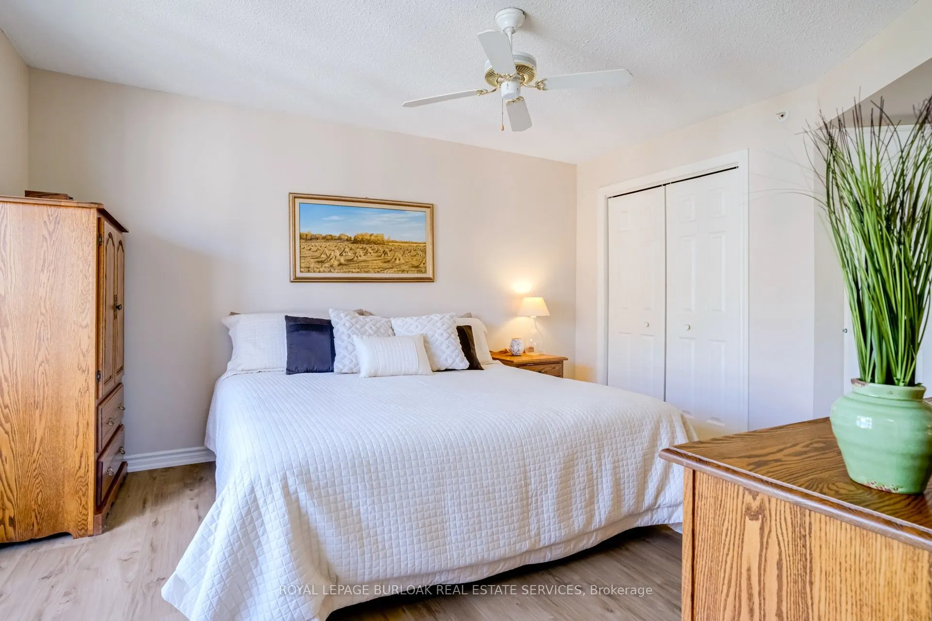 2065 Appleby Line, #402
