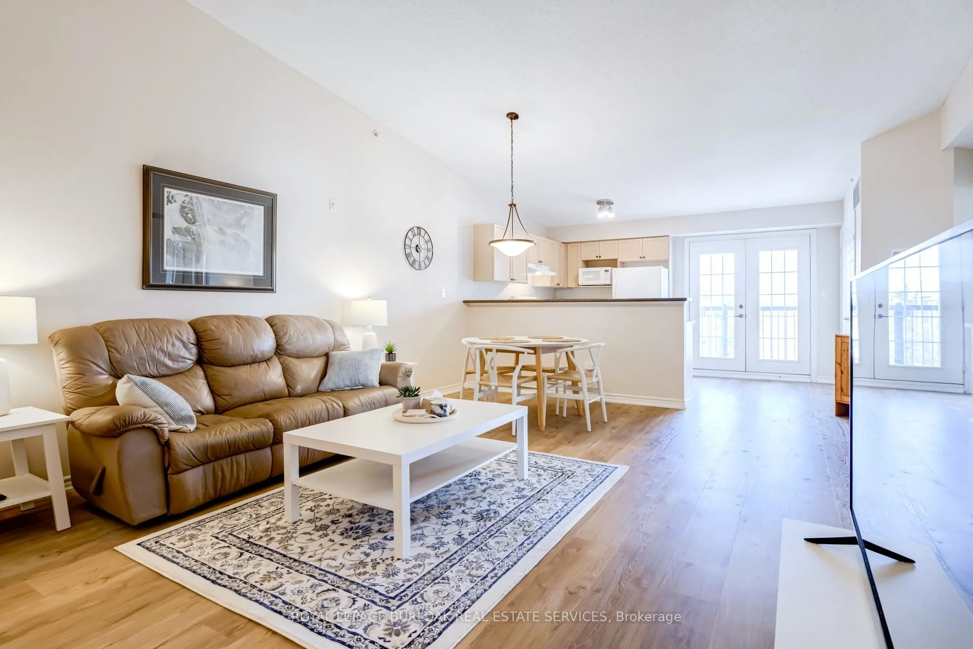 2065 Appleby Line, #402
