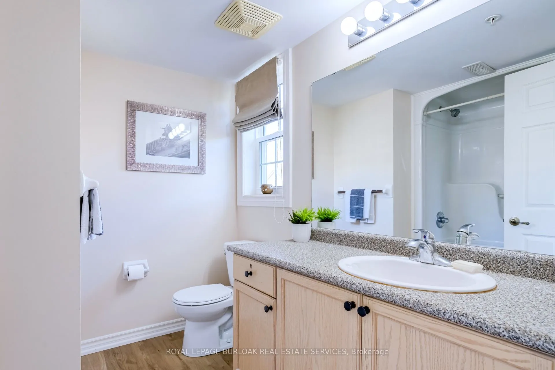 2065 Appleby Line, #402