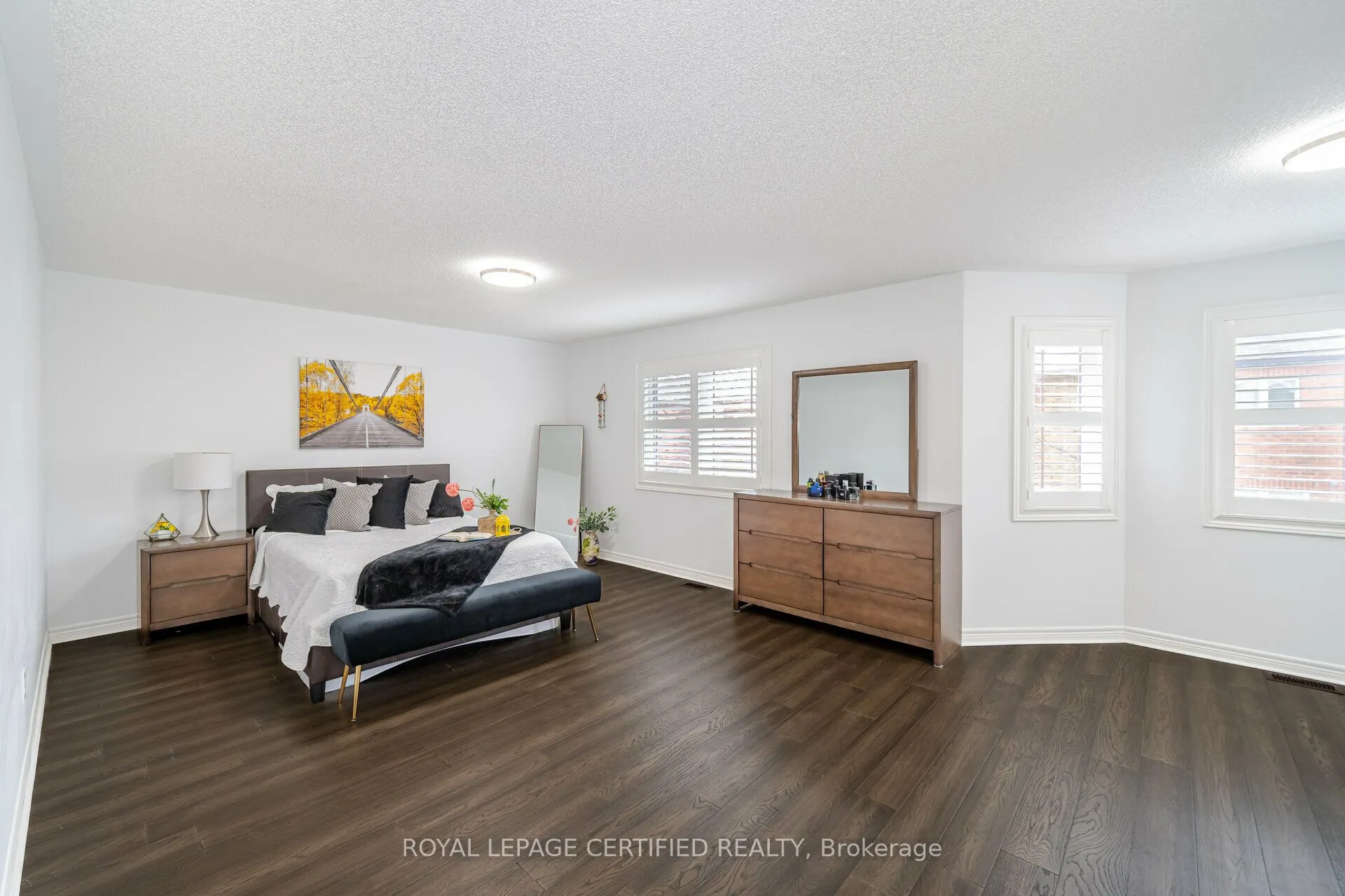 335 Bessborough Drive