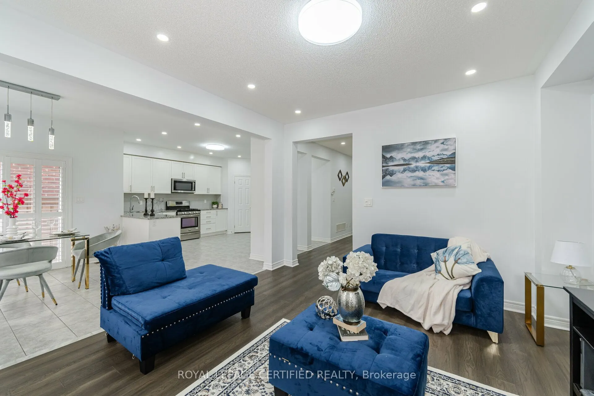 335 Bessborough Drive