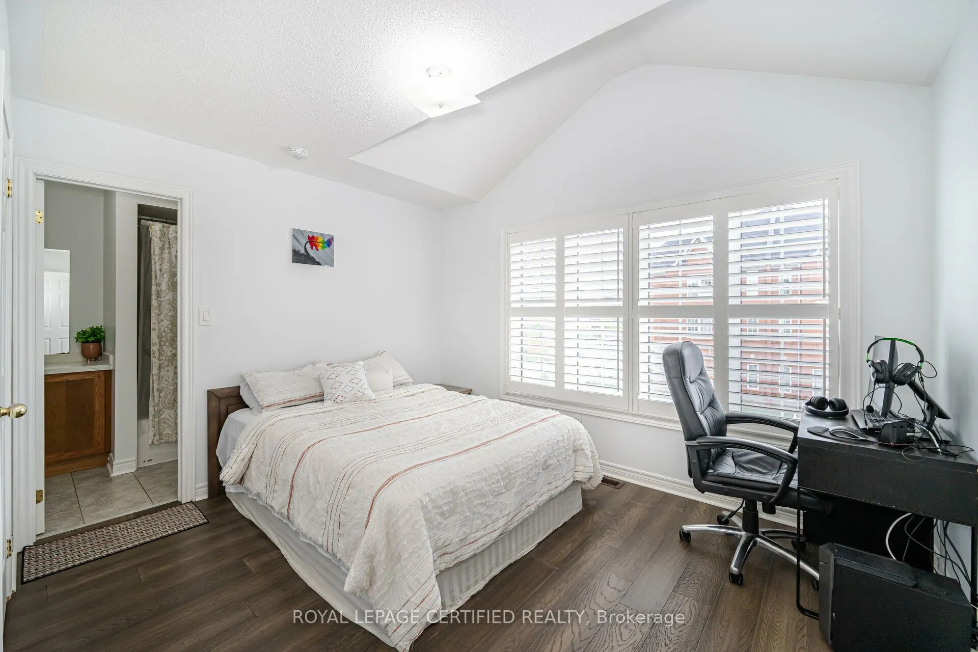 335 Bessborough Drive