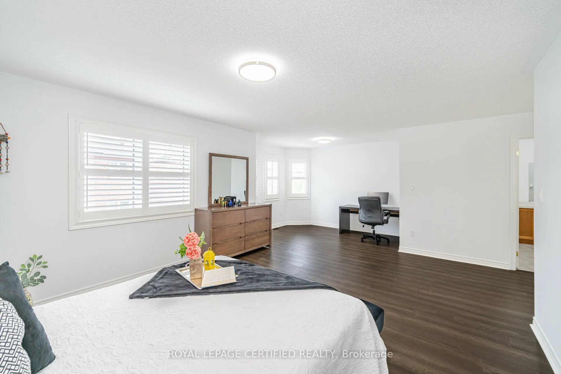 335 Bessborough Drive
