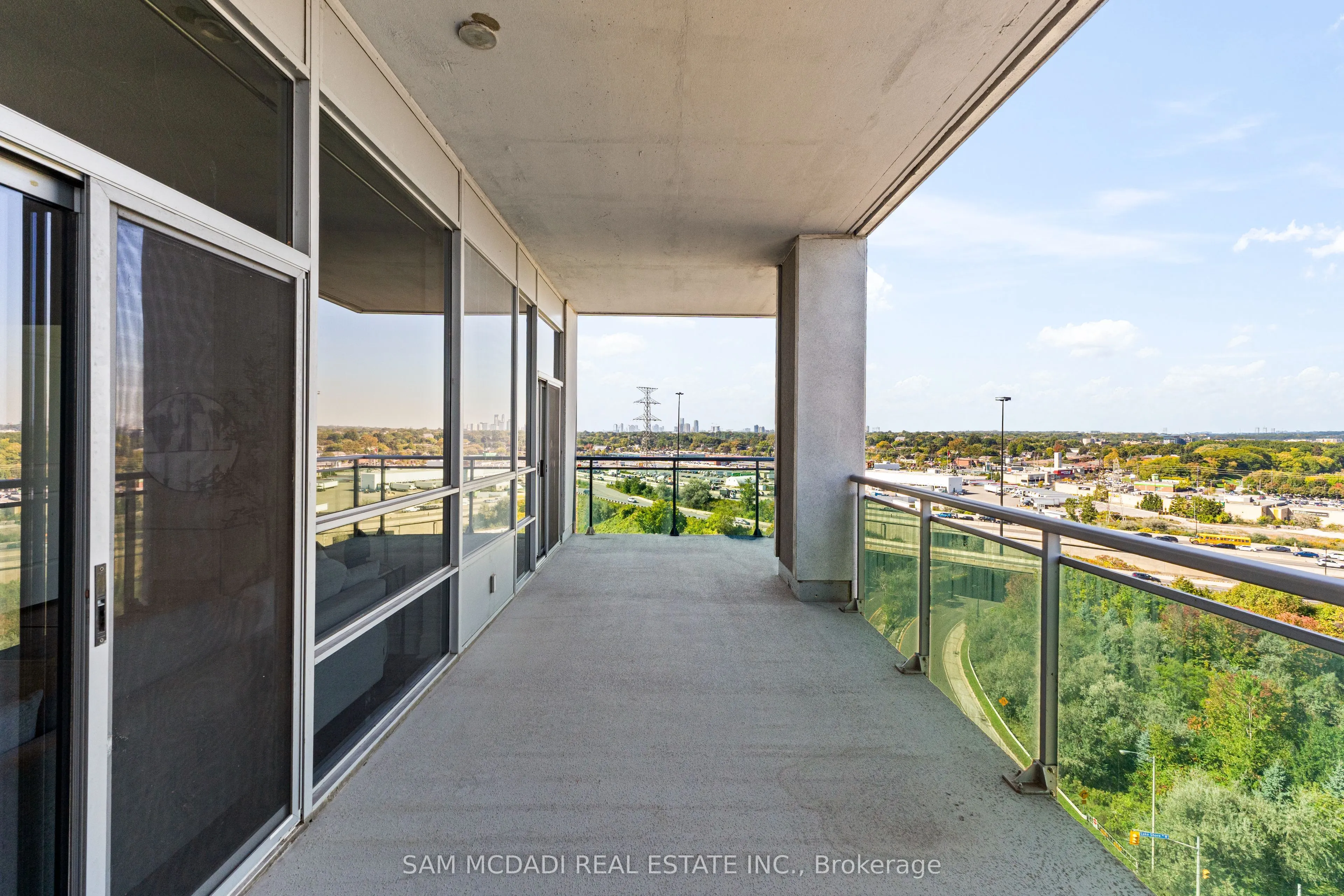 16 Brookers Lane, #1205