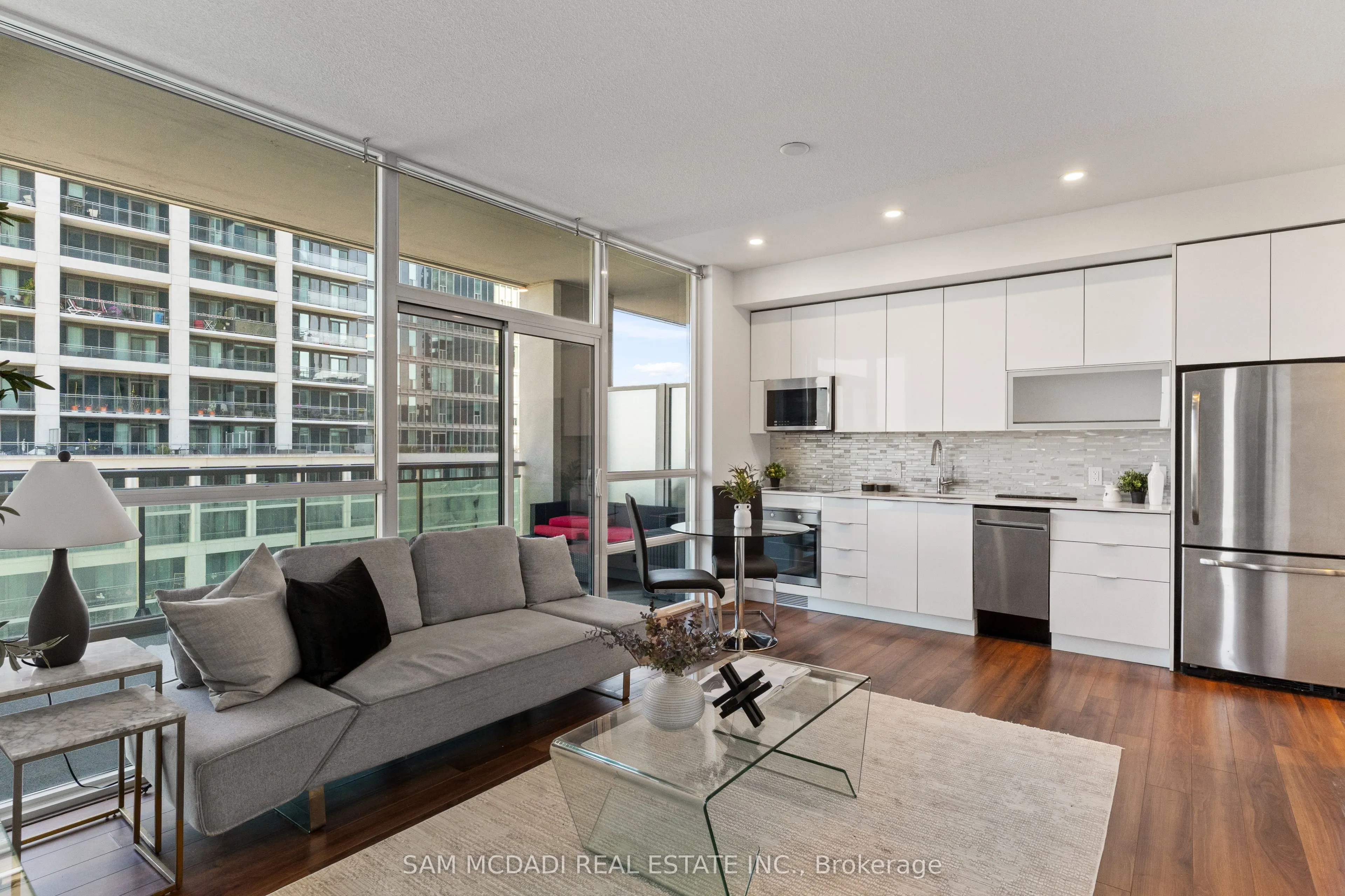 16 Brookers Lane, #1205