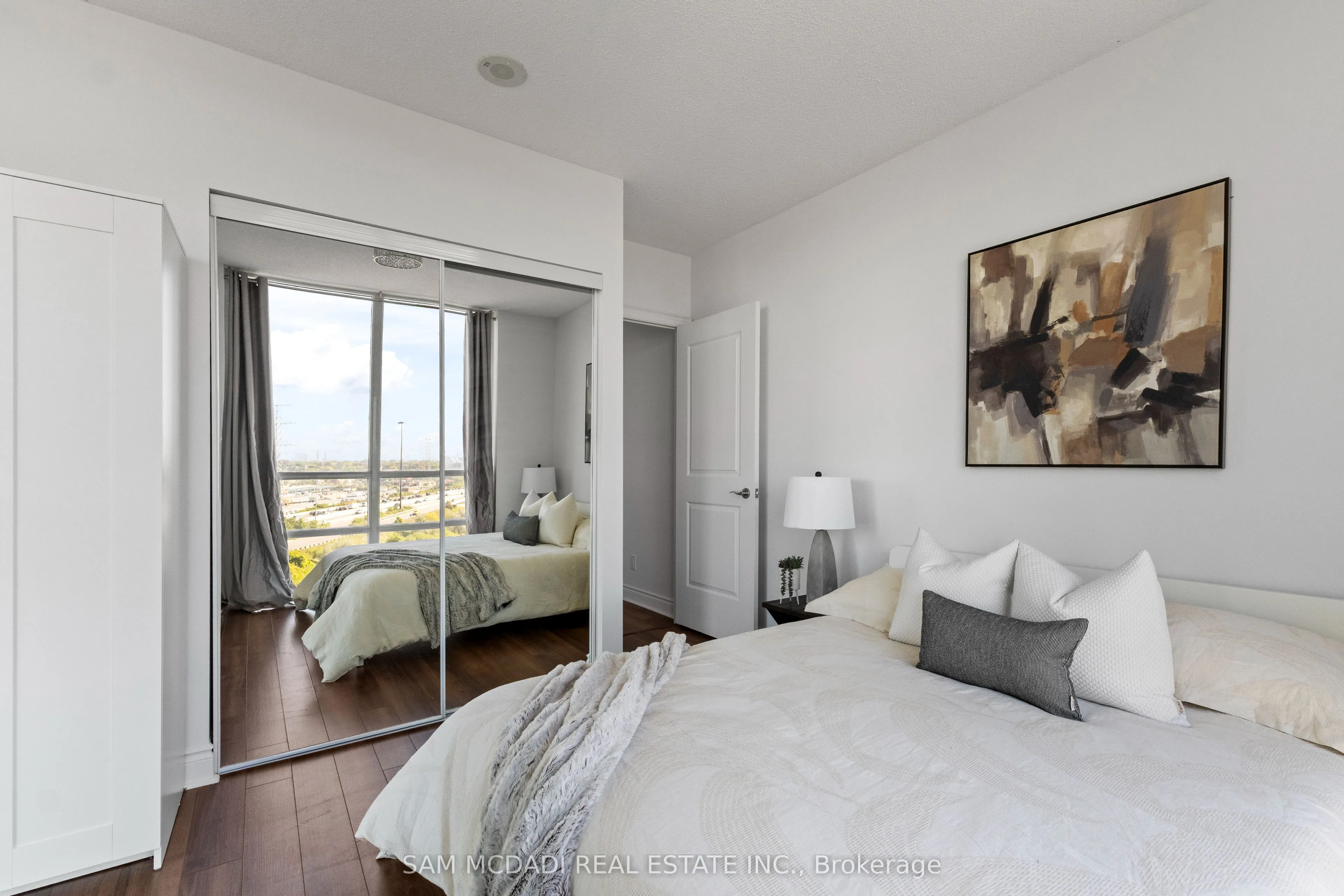 16 Brookers Lane, #1205