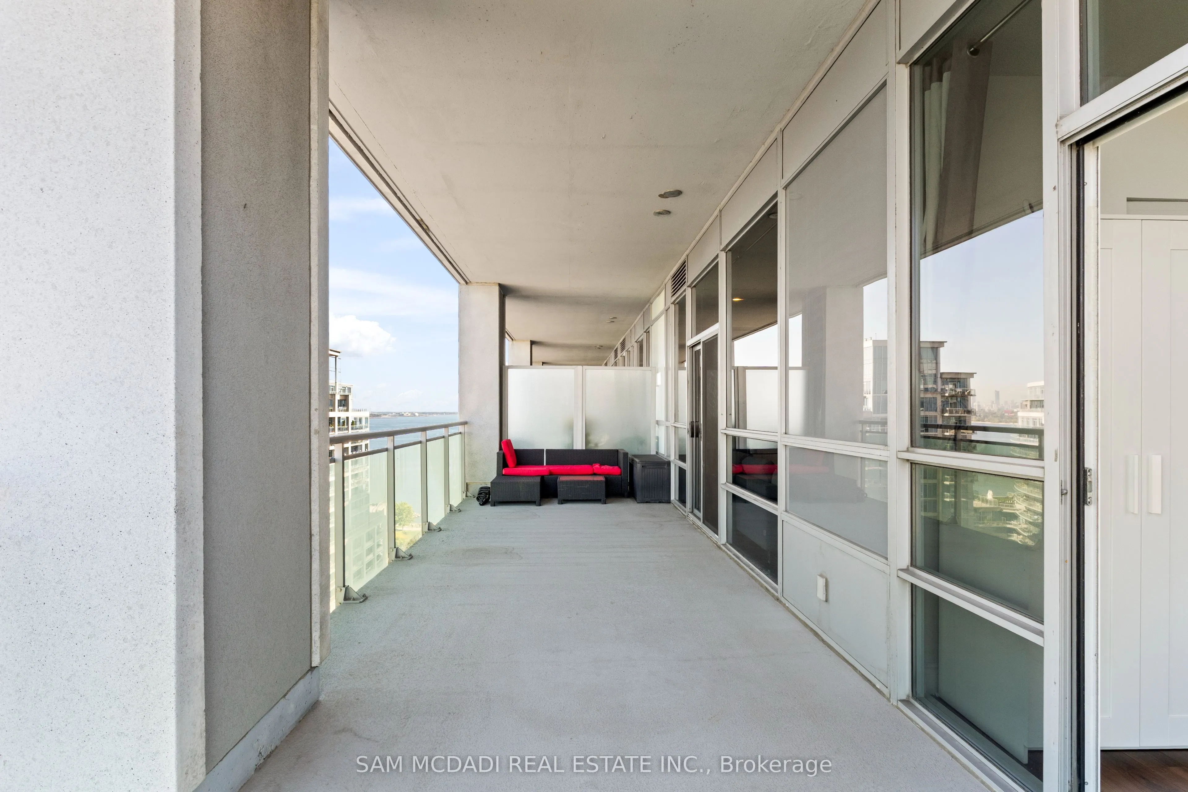 16 Brookers Lane, #1205