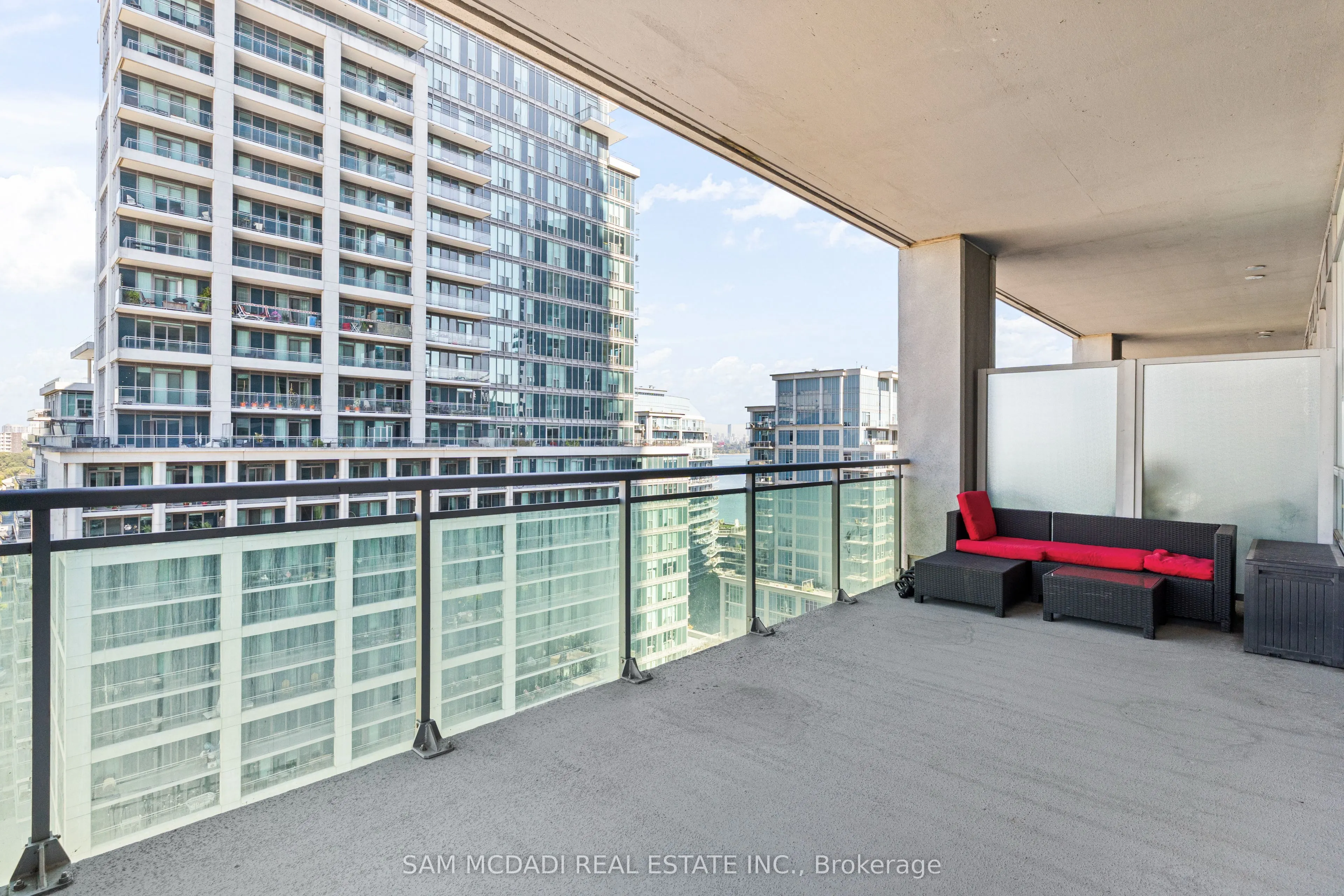 16 Brookers Lane, #1205