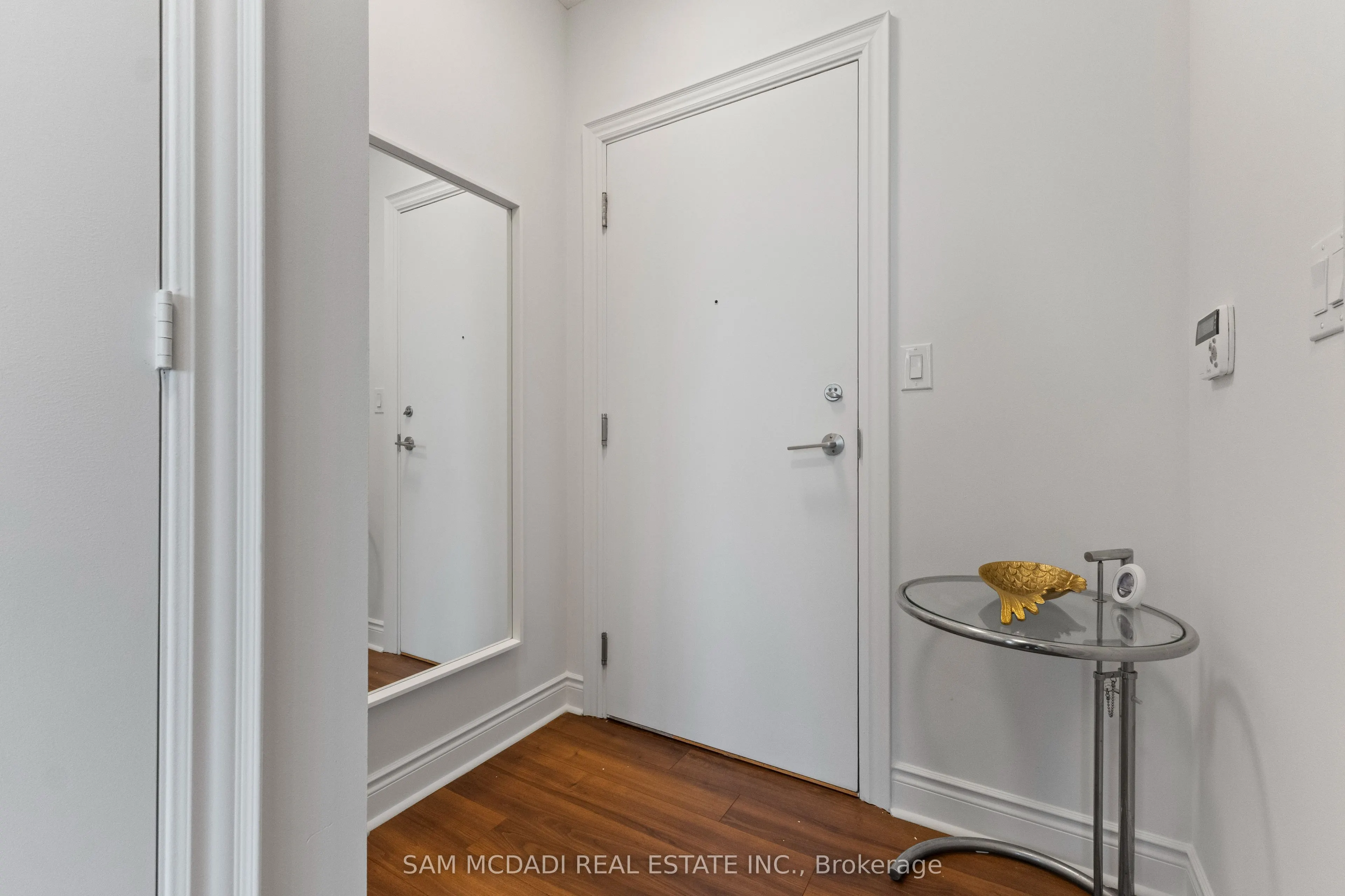 16 Brookers Lane, #1205