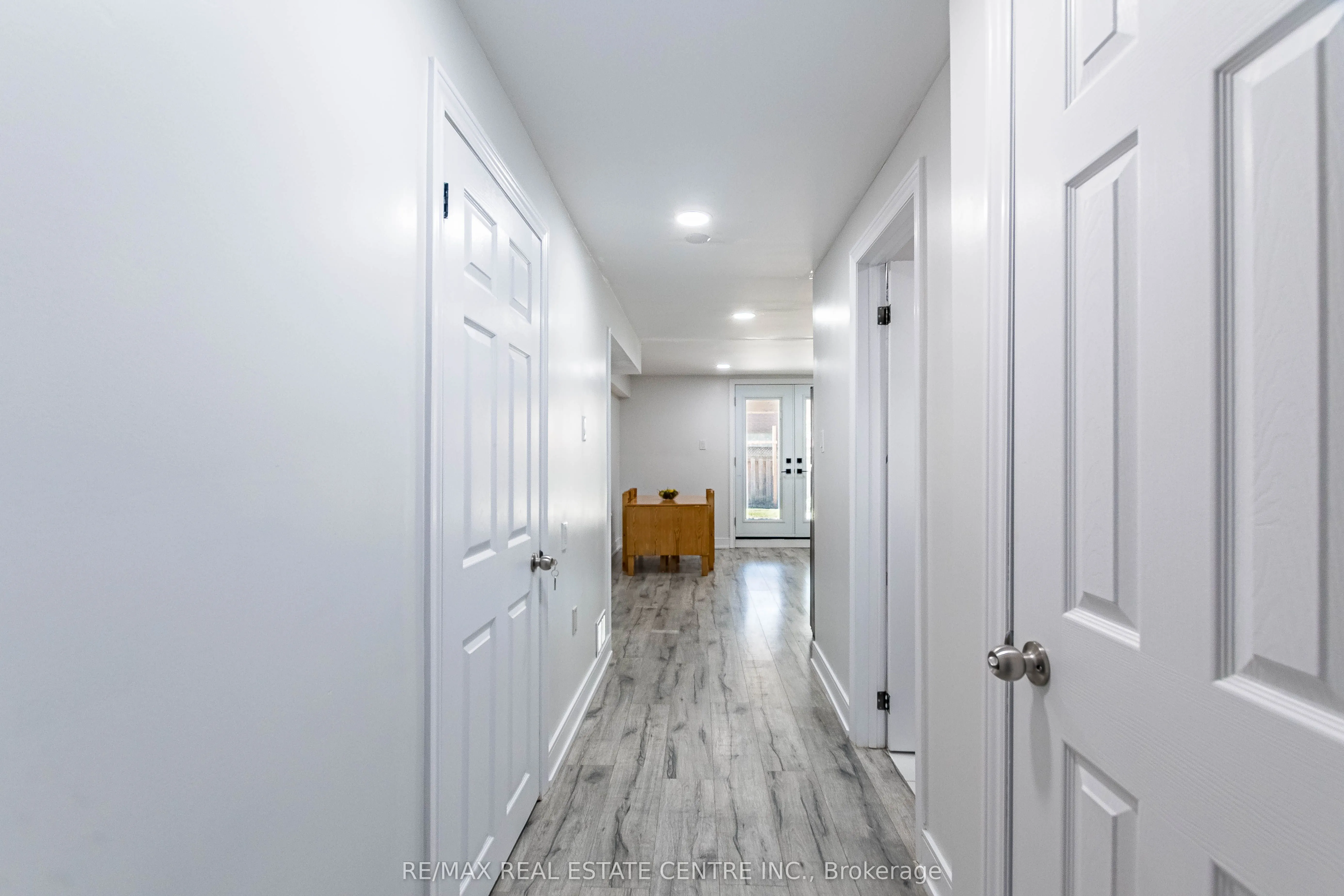 4738 Wild Rose Street S, #BASEMENT