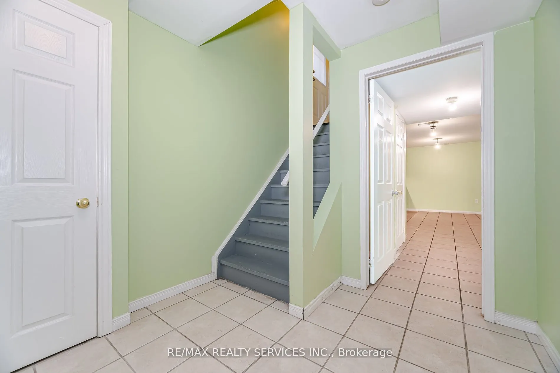 39 Rattlesnake Road