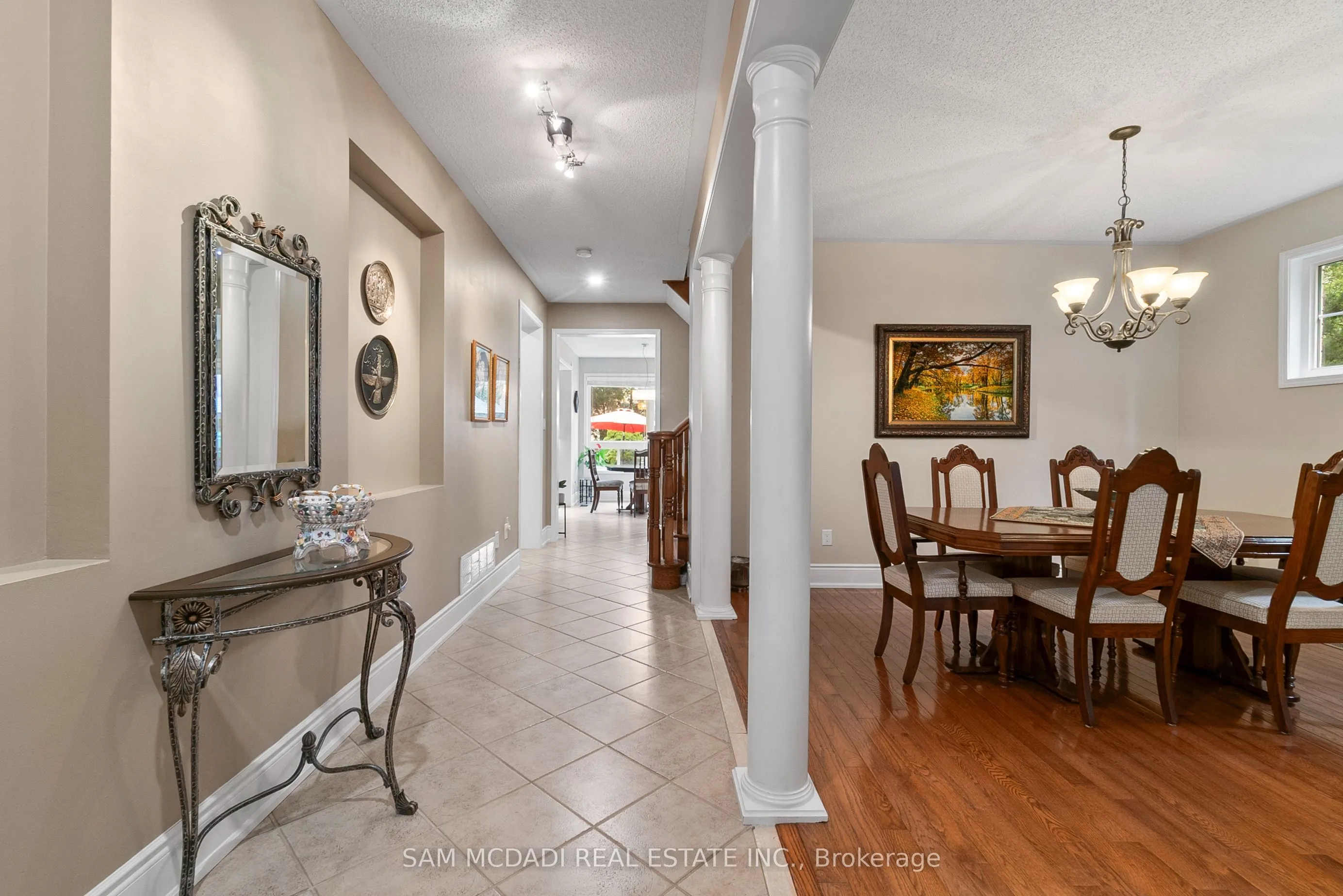 3859 Pondview Way